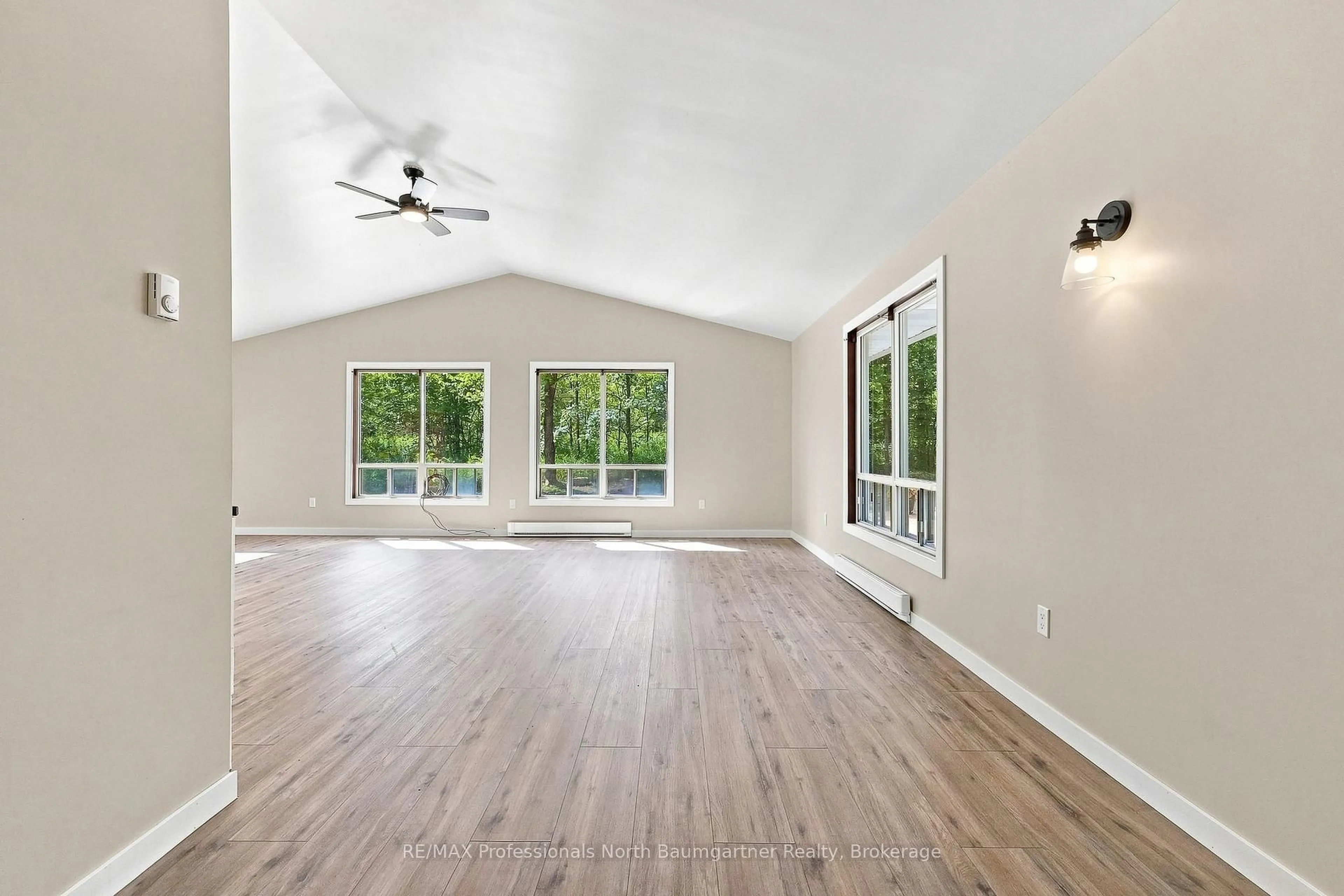 A pic of a room for 3085 Hadlington Rd, Highlands East Ontario K0L 2Y0