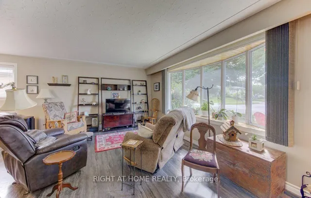 204 Holborn Dr, Kitchener 5