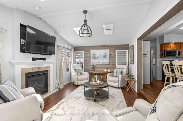 465 Spruce St, Centre Wellington 5