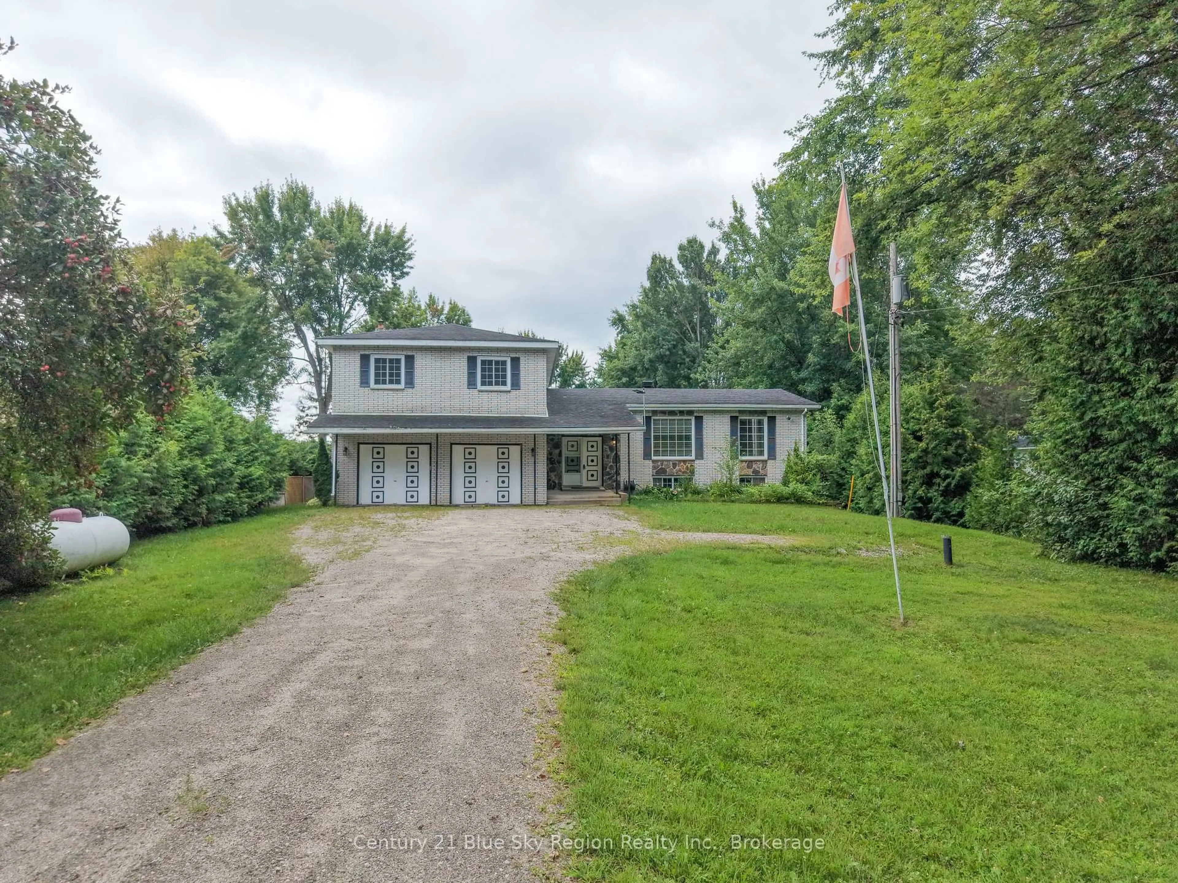 A pic from outside/outdoor area/front of a property/back of a property/a pic from drone, unknown for 474 Marleau Rd, West Nipissing Ontario P2B 2X2