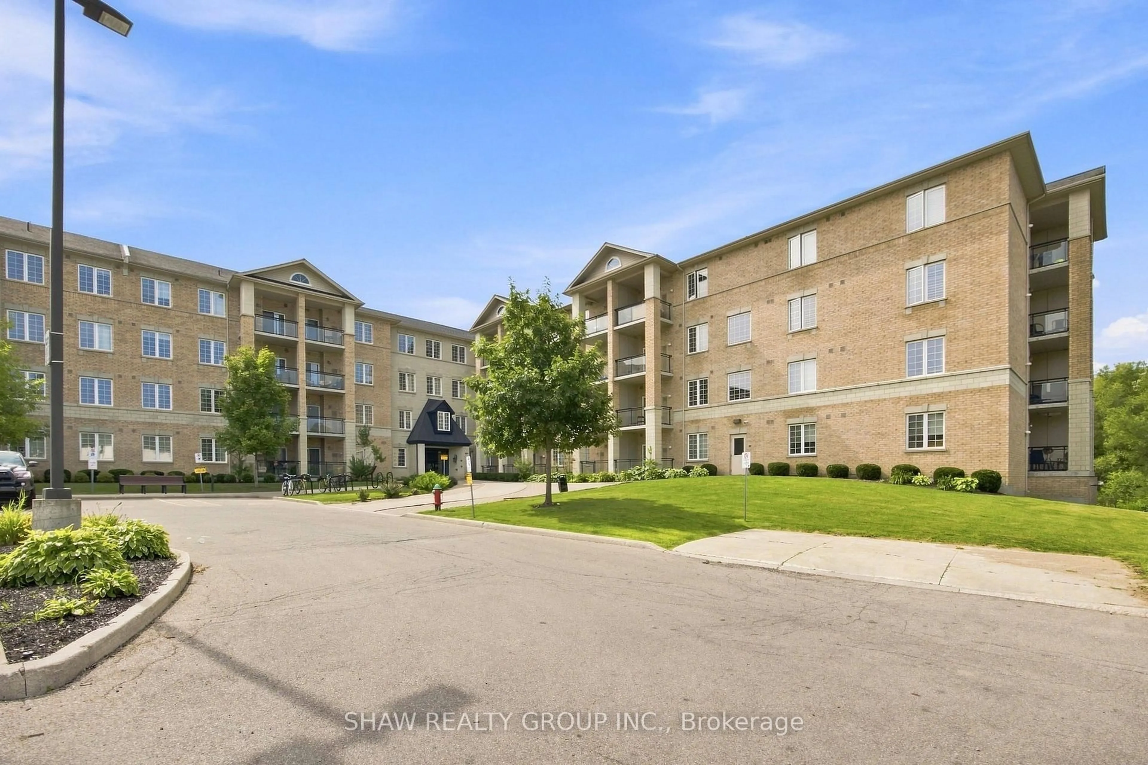 Unknown for 1077 Gordon St #423, Guelph Ontario N1G 0E3
