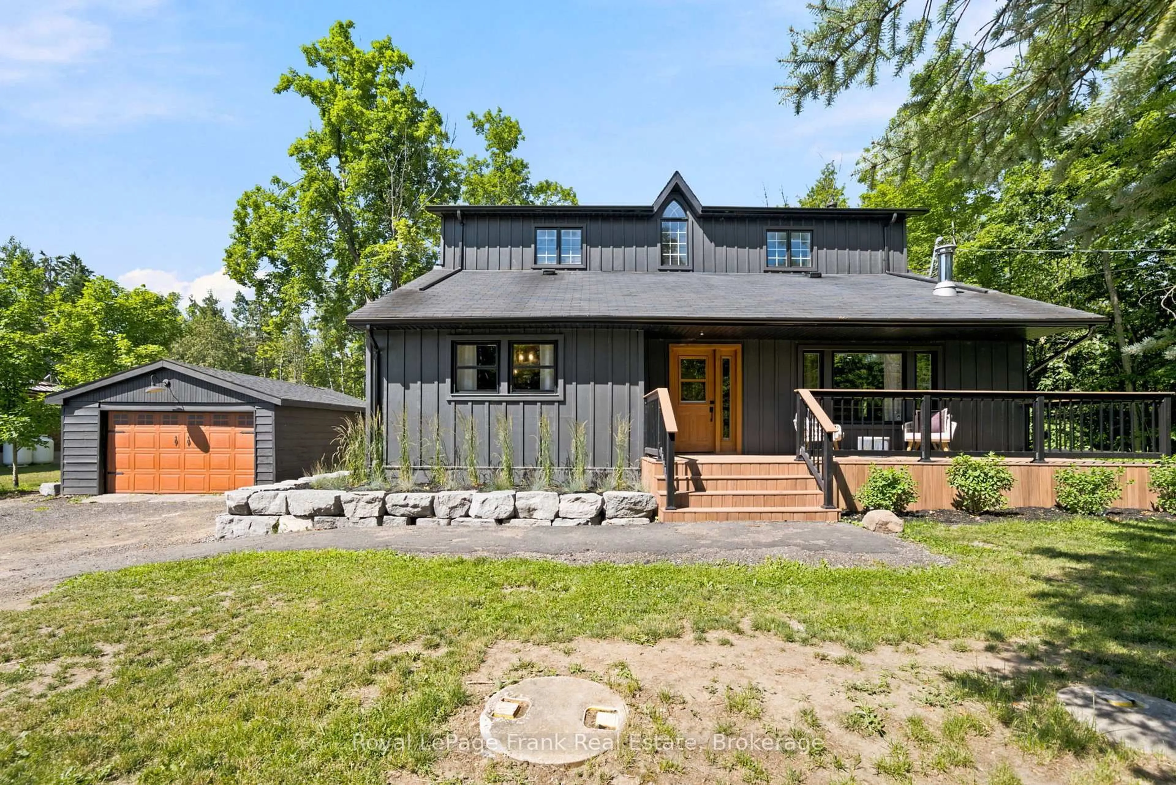 Home with brick exterior material, unknown for 3186 Buckhorn Rd, Selwyn Ontario K0L 2H0