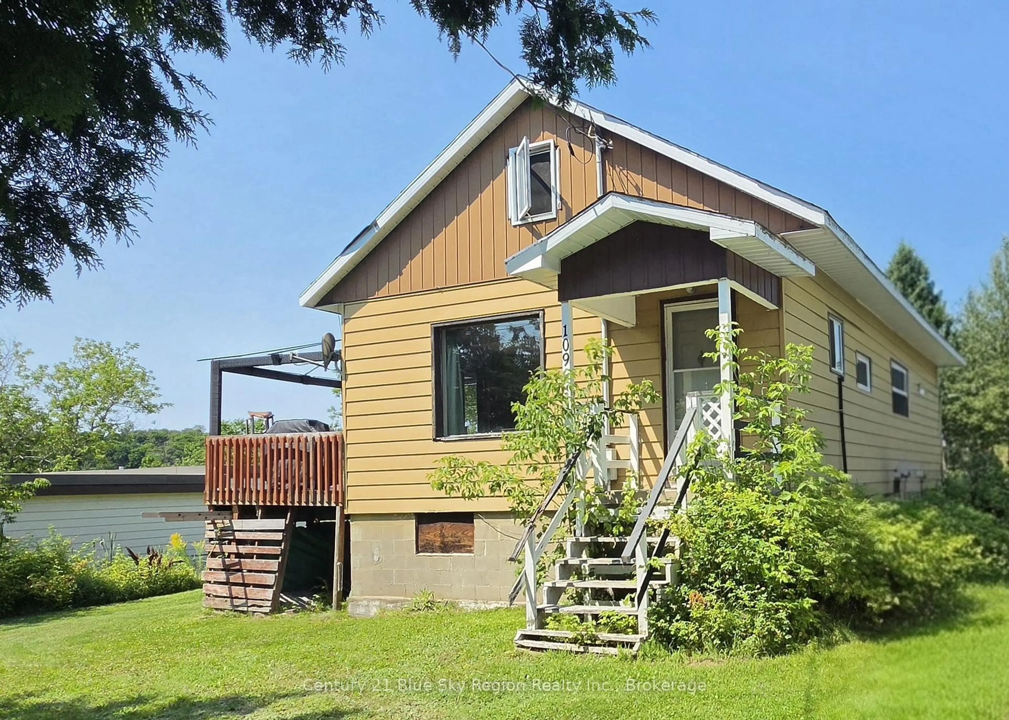 Unknown for 109 James St, Bonfield Ontario P0H 1E0