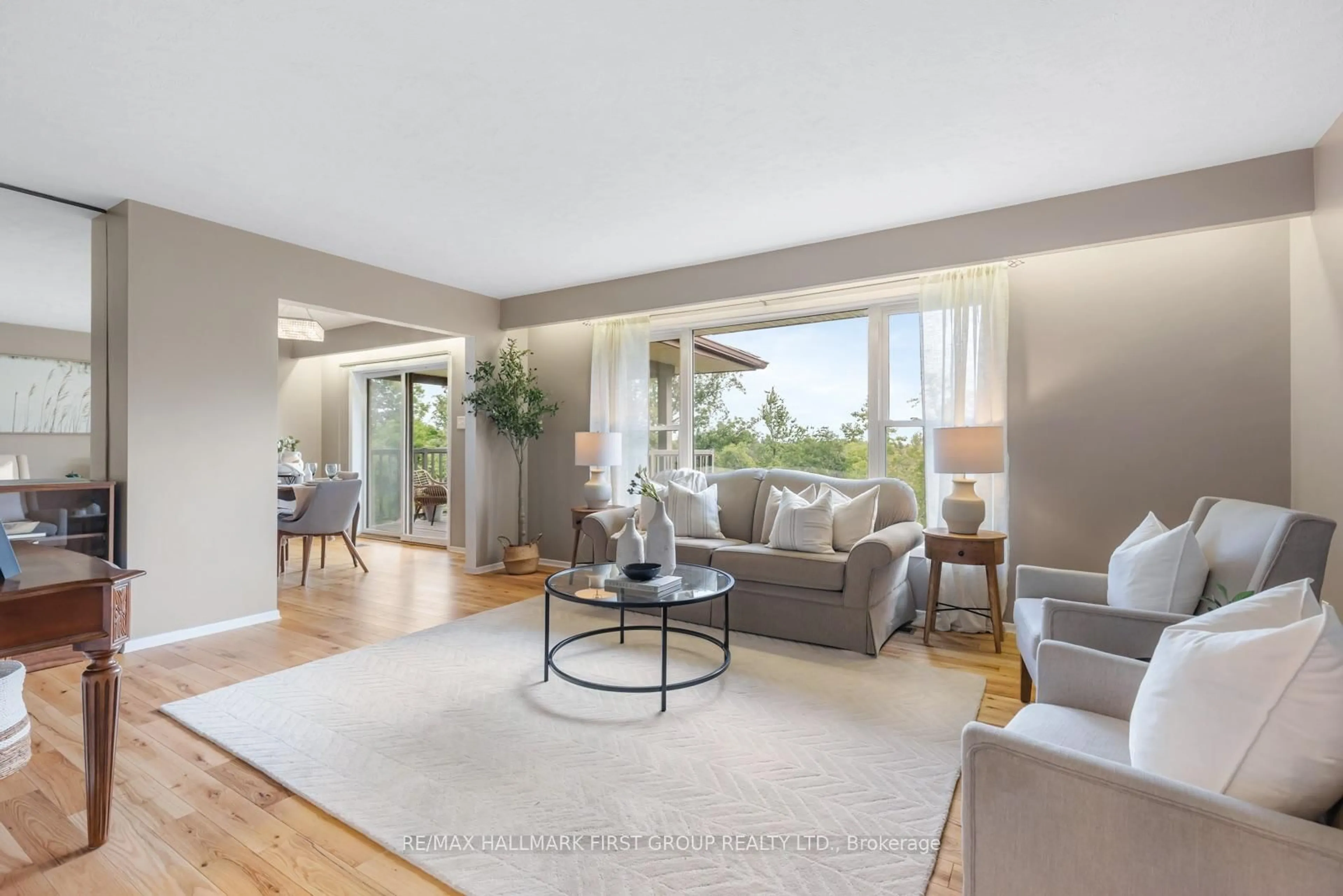 Living room with furniture, unknown for 1551 Cherryhill Rd, Peterborough Ontario K9K 1A7