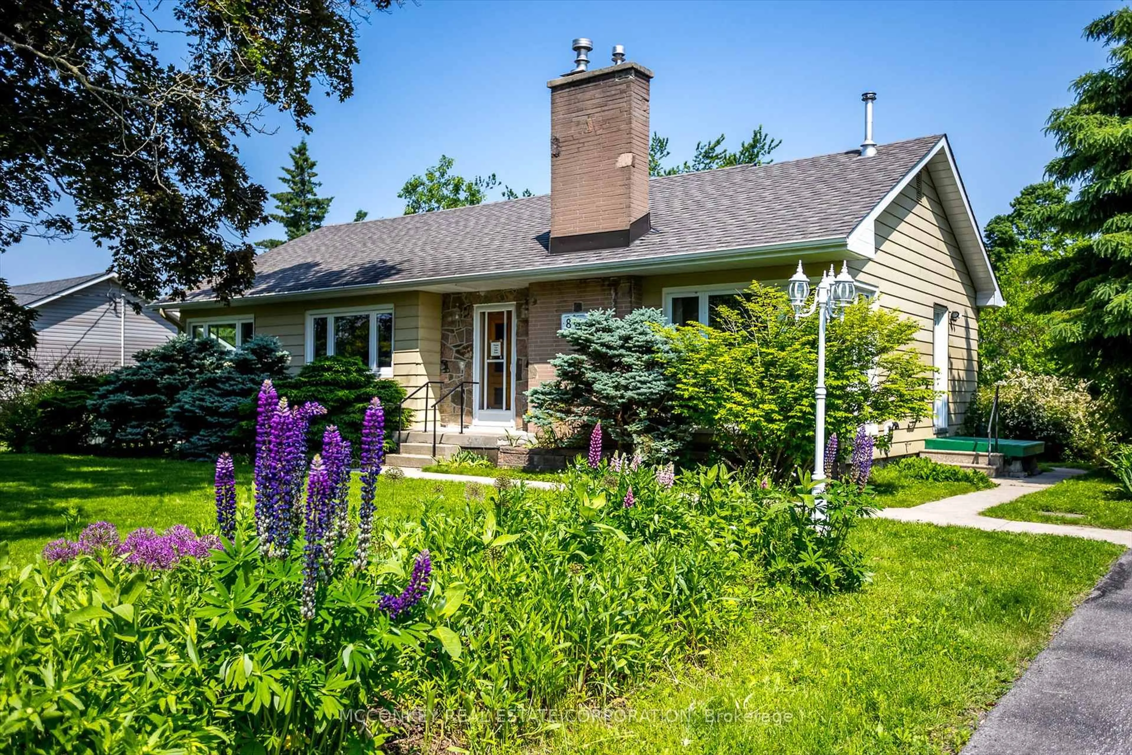 Unknown for 834 Crowley Cres, Peterborough Ontario K9J 6P7
