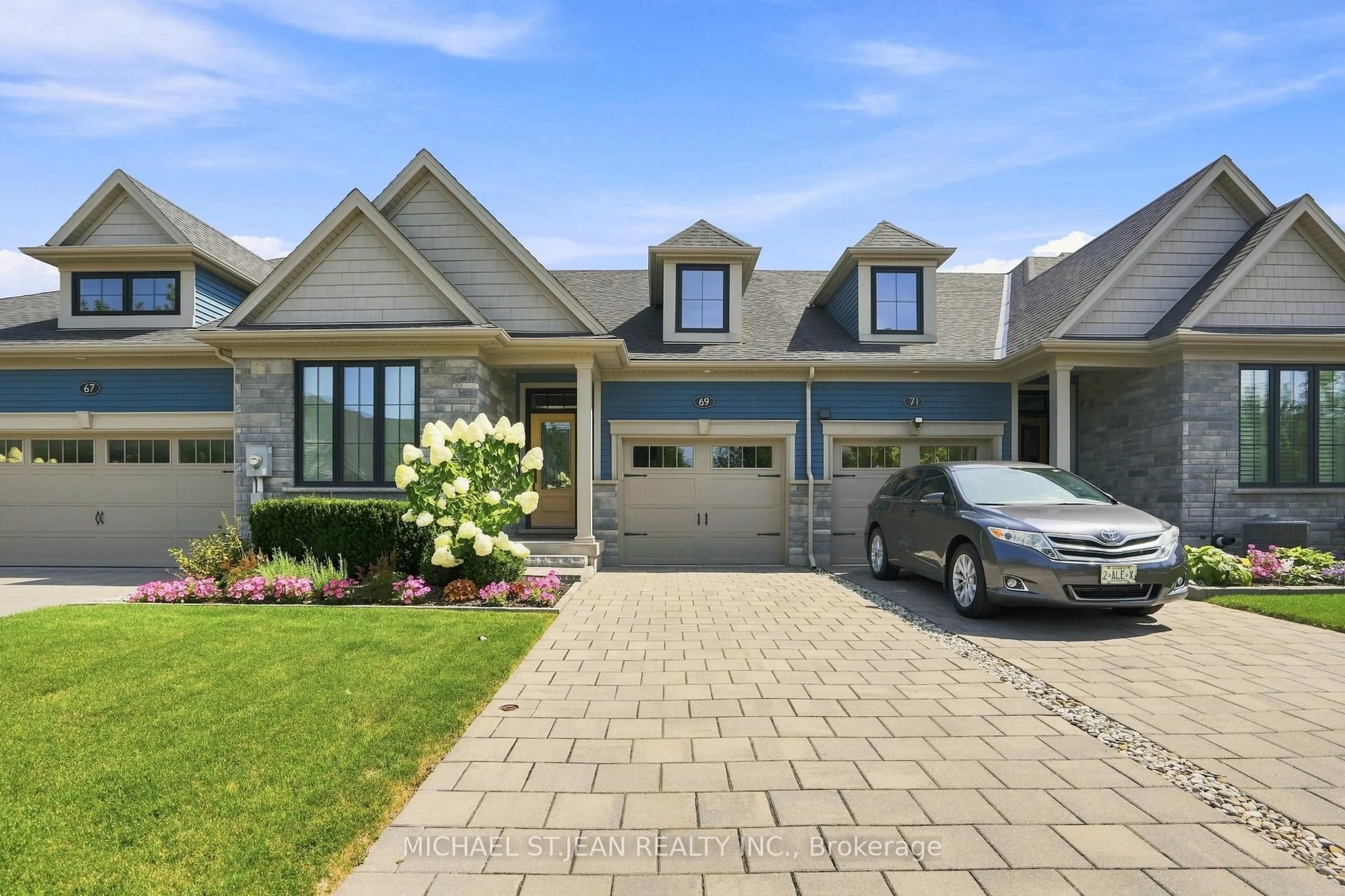 Home with brick exterior material, street for 69 Andrew Lane, Thorold Ontario L2V 0E4