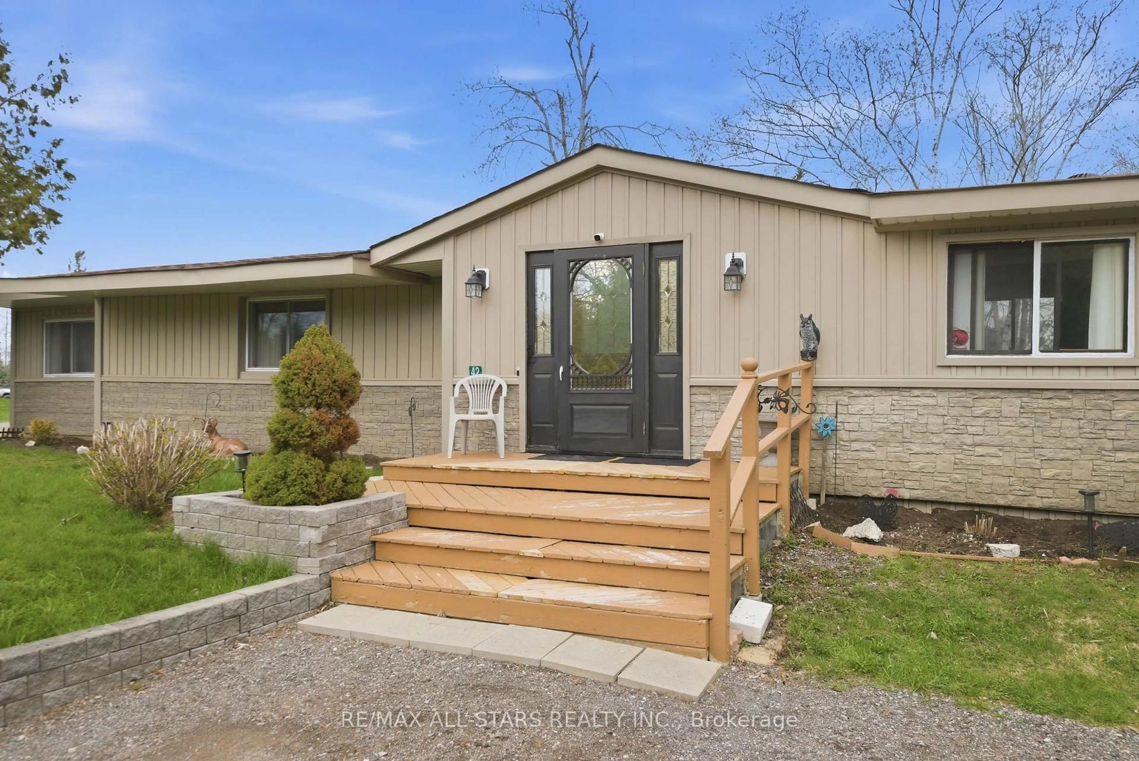 Home with vinyl exterior material, street for 42 Otter Line, Kawartha Lakes Ontario K9V 0K1
