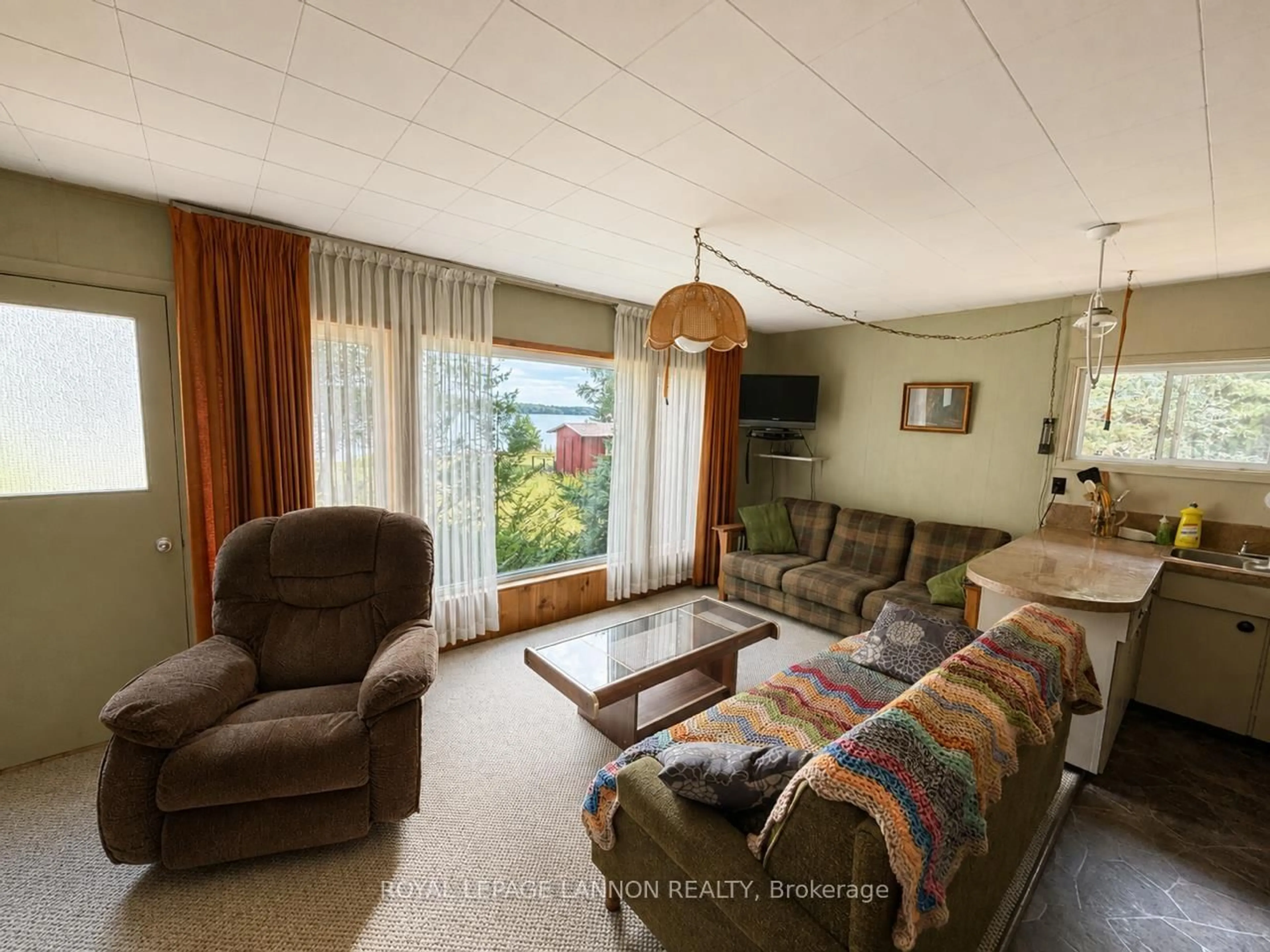 Living room with furniture, unknown for 0 CRANBERRY, Thunder Bay Remote Area Ontario P0T 2T0