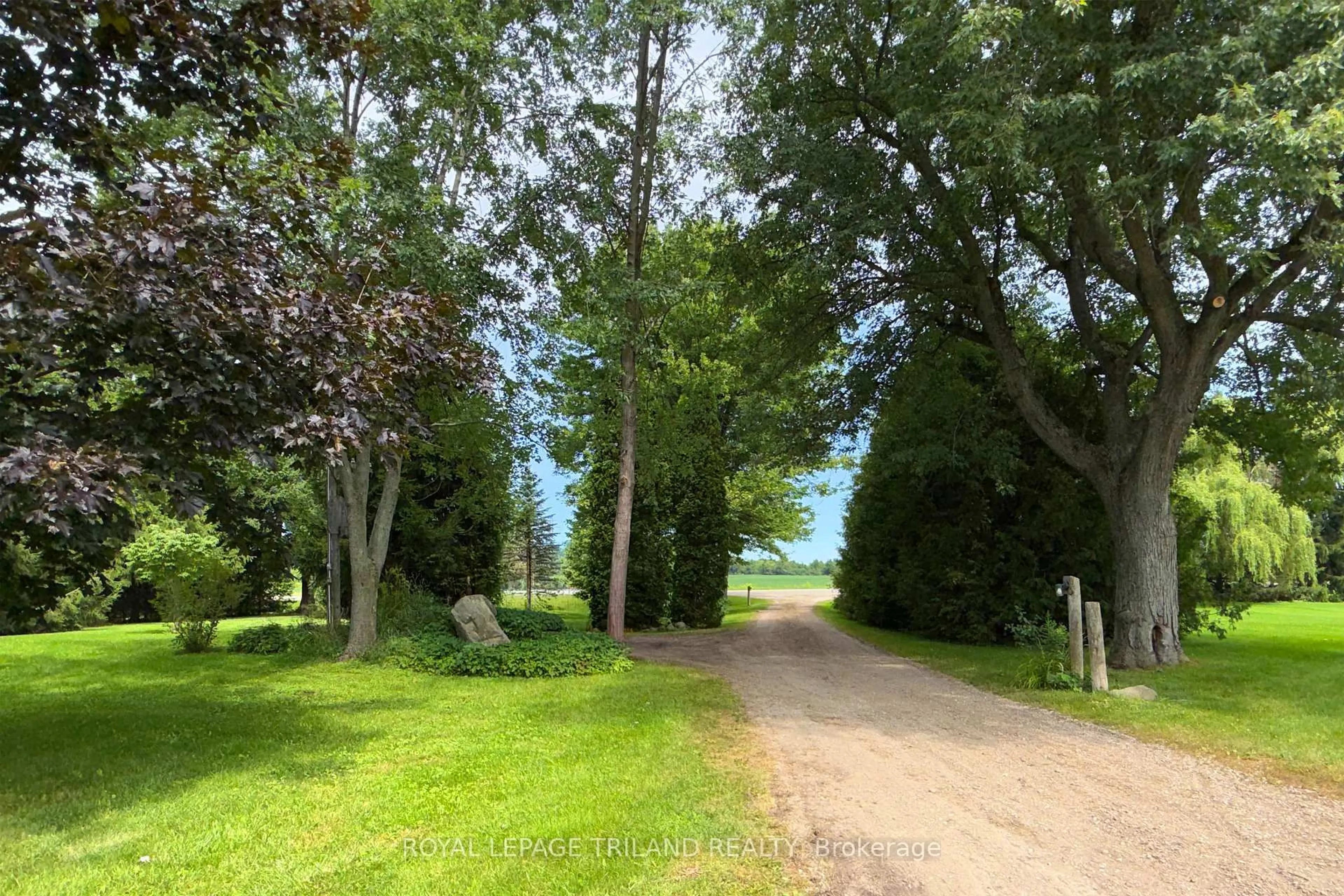 A pic from outside/outdoor area/front of a property/back of a property/a pic from drone, water/lake/river/ocean view for 42431 Ron Mcneil Line, Central Elgin Ontario N5P 3T3