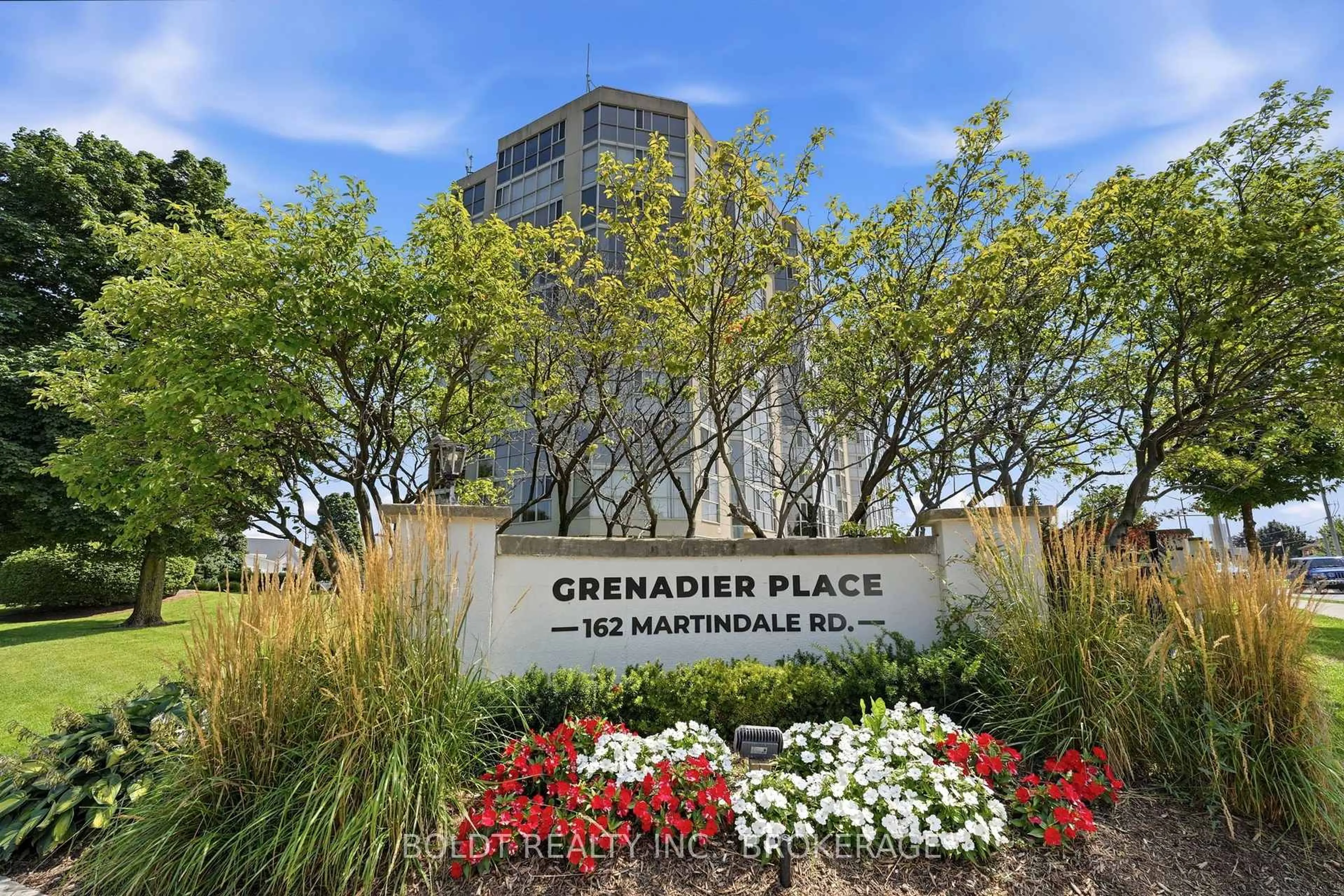 Unknown for 162 Martindale Rd #306, St. Catharines Ontario L2S 3S4