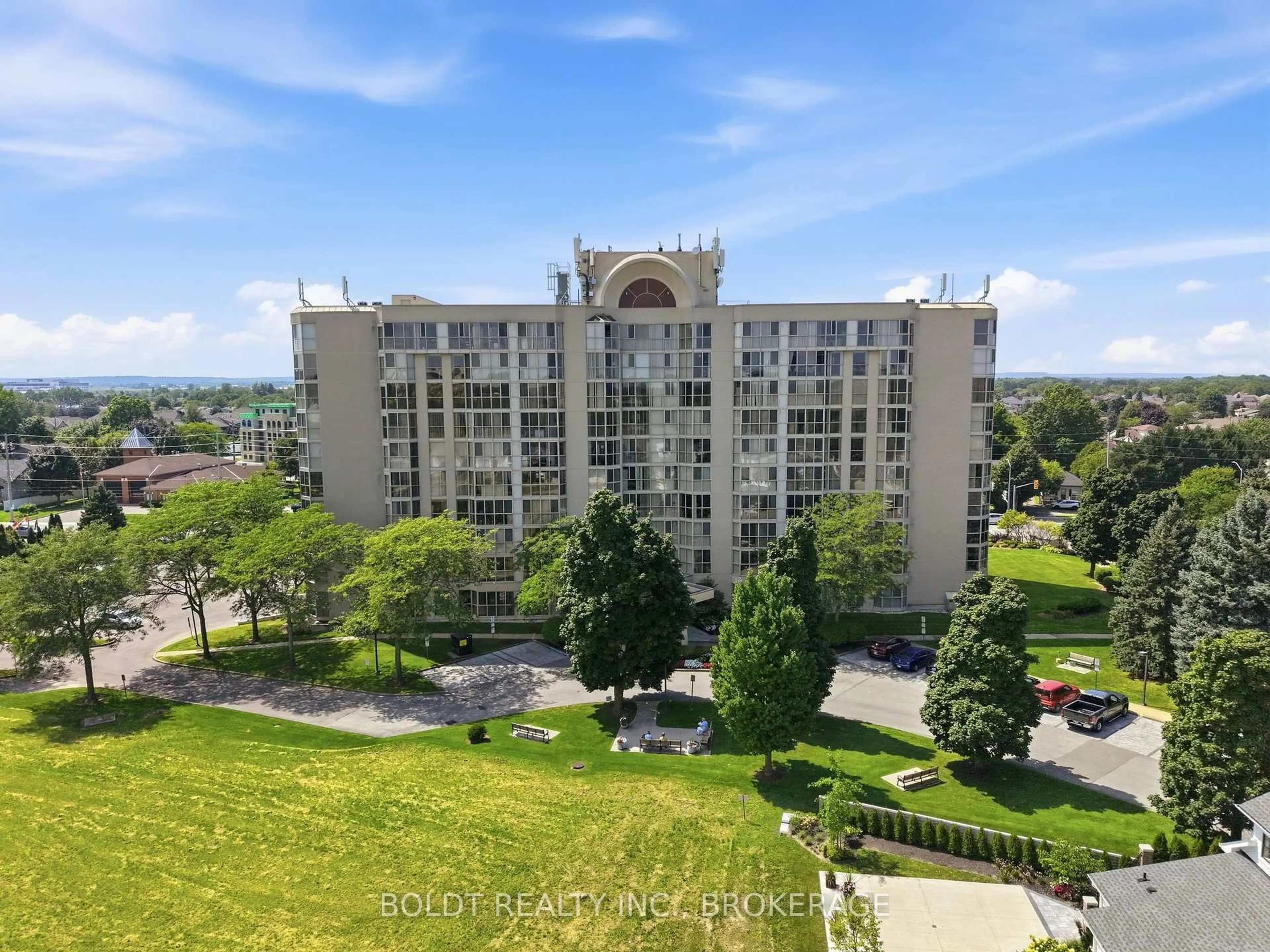 A pic from outside/outdoor area/front of a property/back of a property/a pic from drone, city buildings view from balcony for 162 Martindale Rd #306, St. Catharines Ontario L2S 3S4