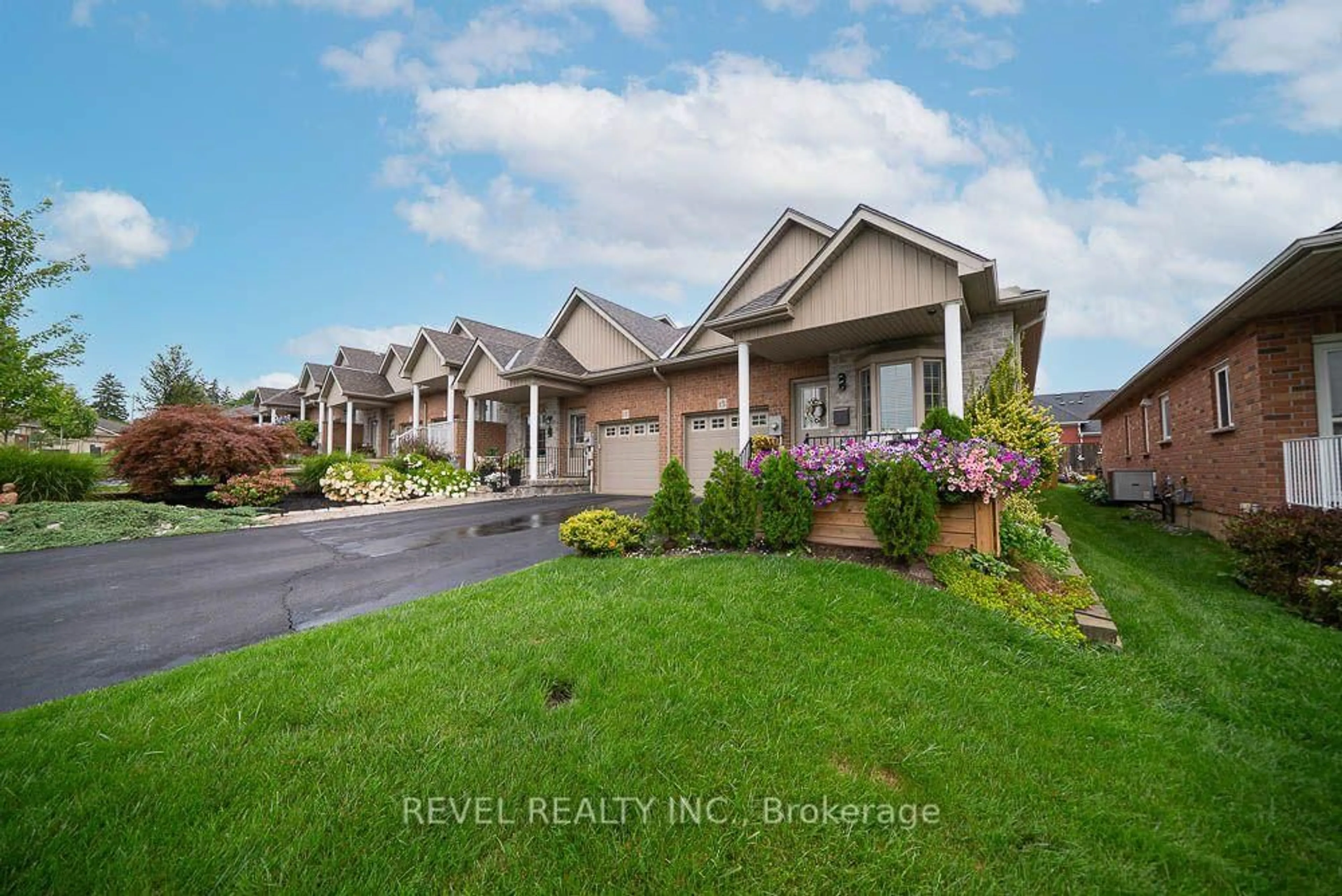Unknown for 15 Millcroft Dr, Norfolk Ontario N3Y 0B1