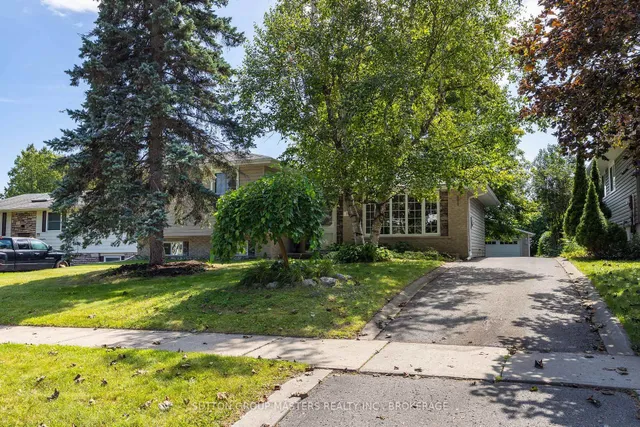 795 Safari Dr, Kingston 3