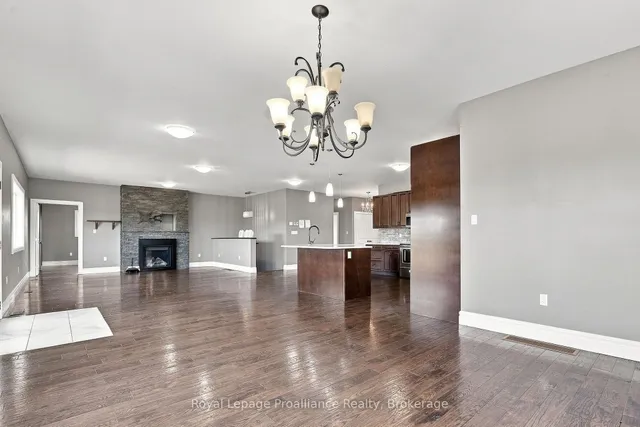 402 Black Rd, Prince Edward County 5