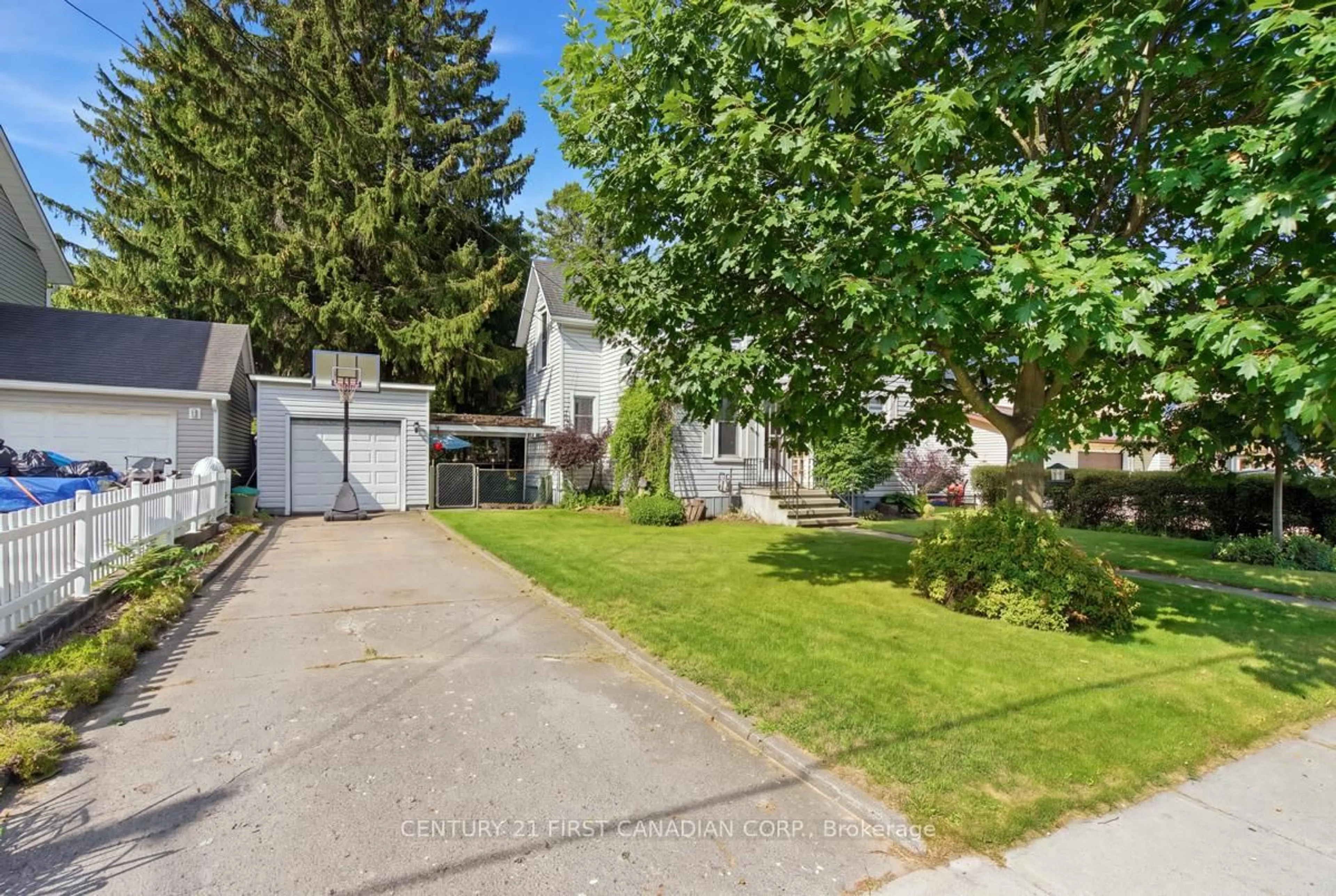 A pic from outside/outdoor area/front of a property/back of a property/a pic from drone, street for 168 Graham Rd, West Elgin Ontario N0L 2P0