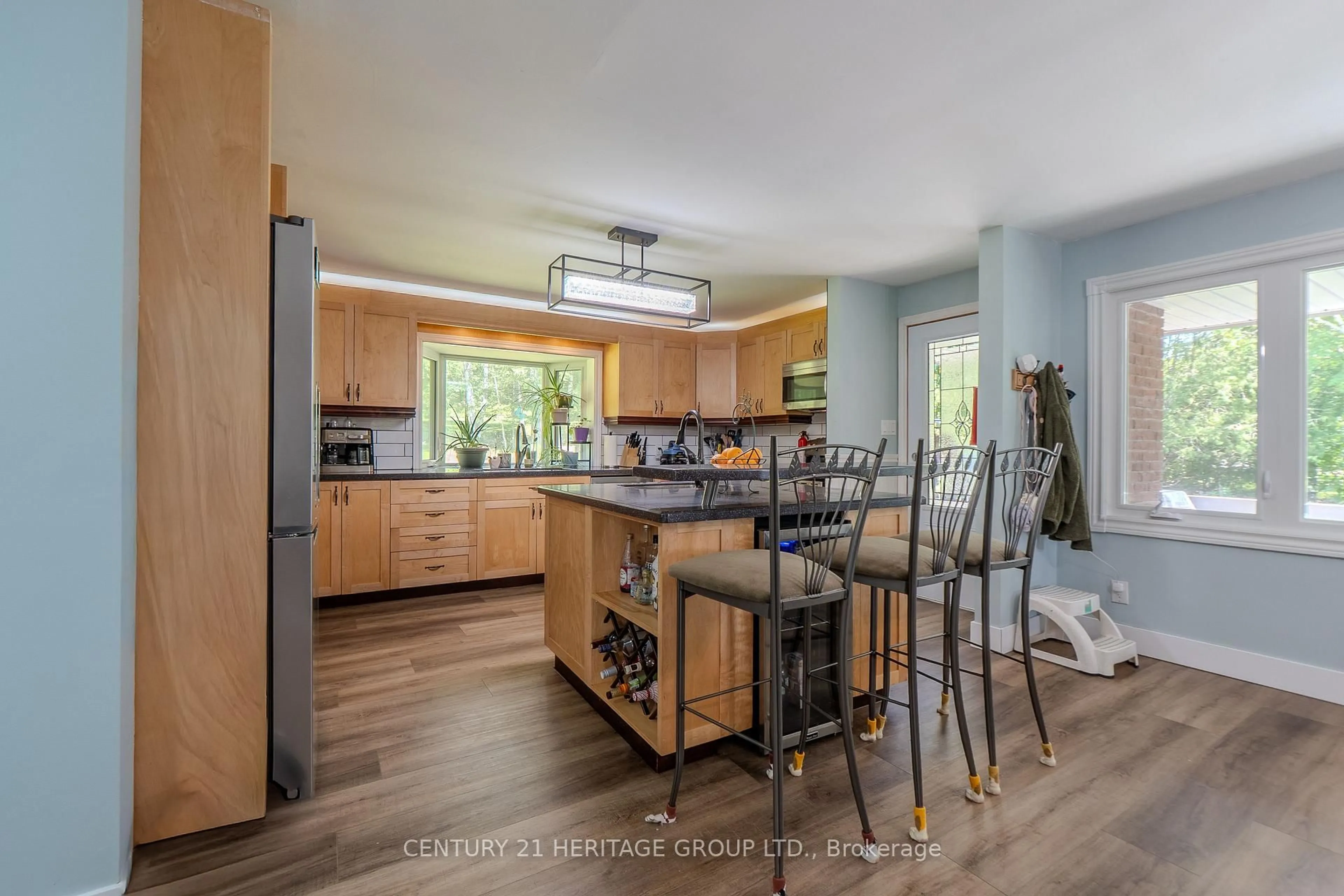 Open concept kitchen, unknown for 431 Astorville Rd, East Ferris Ontario P0H 1B0