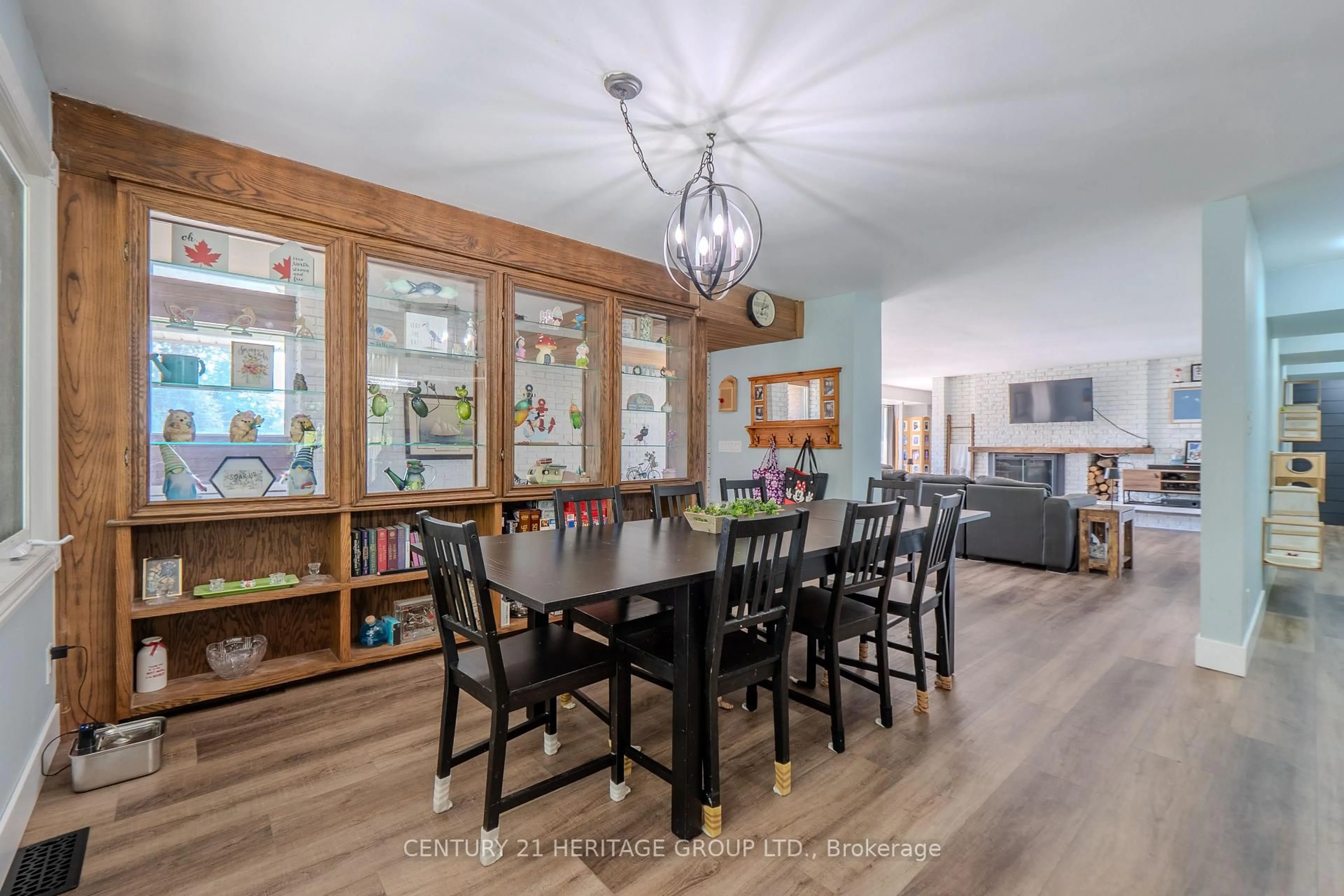 Dining room, wood/laminate floor for 431 Astorville Rd, East Ferris Ontario P0H 1B0
