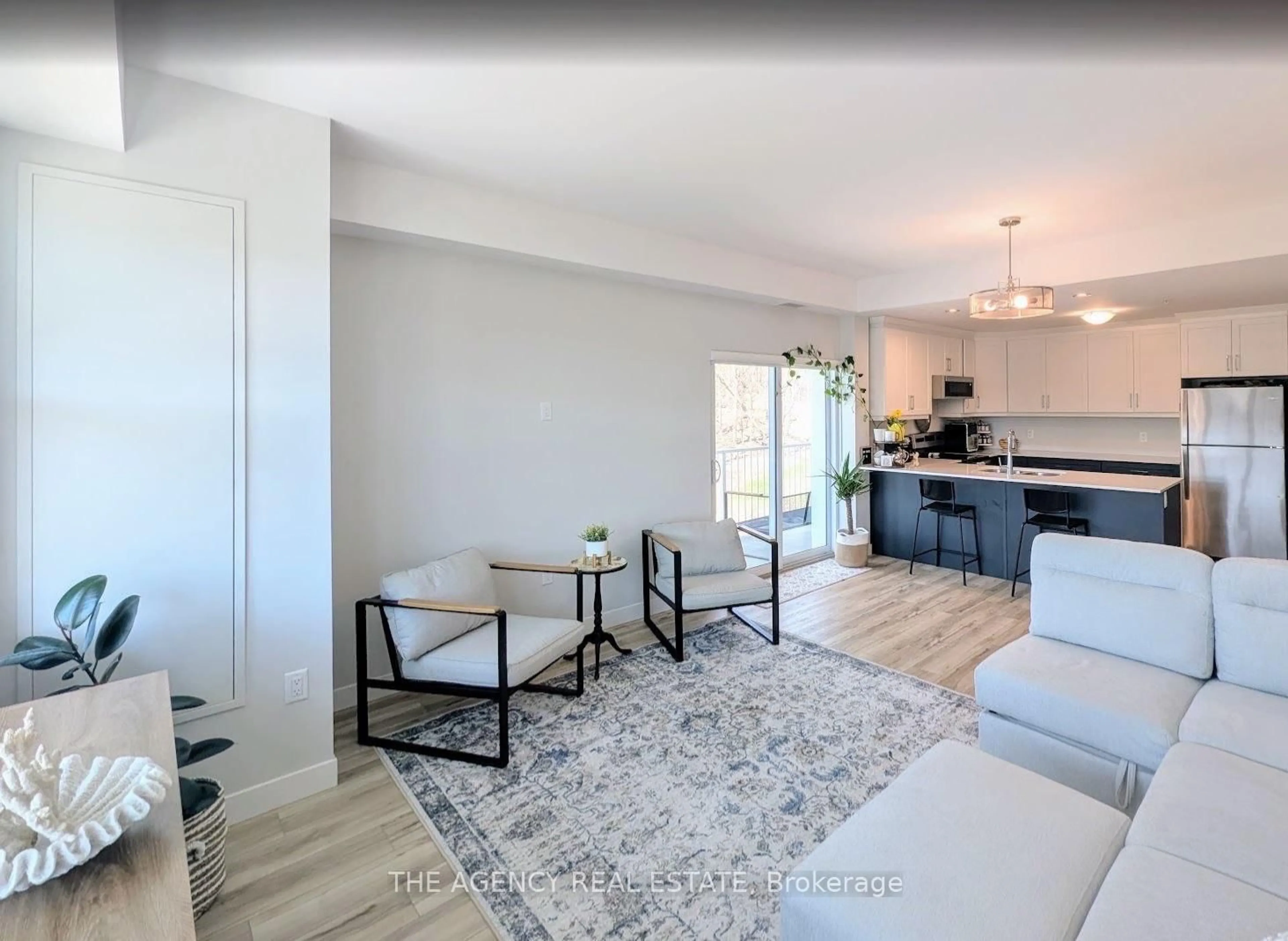Living room with furniture, unknown for 100 Promenade Circ #401, Central Elgin Ontario N5L 0B7