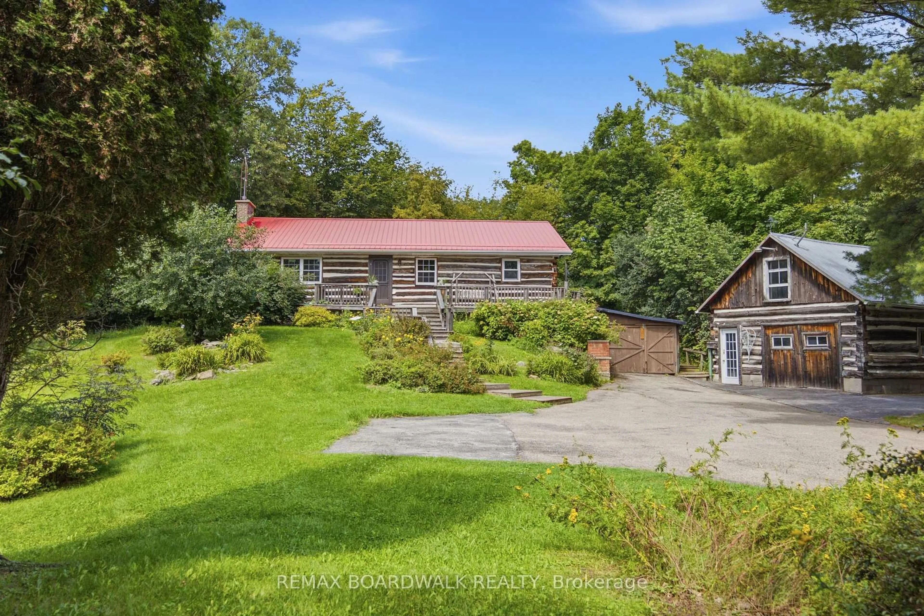 A pic from outside/outdoor area/front of a property/back of a property/a pic from drone, unknown for 394 Kenyon Rd, Perth Ontario K7H 3C5