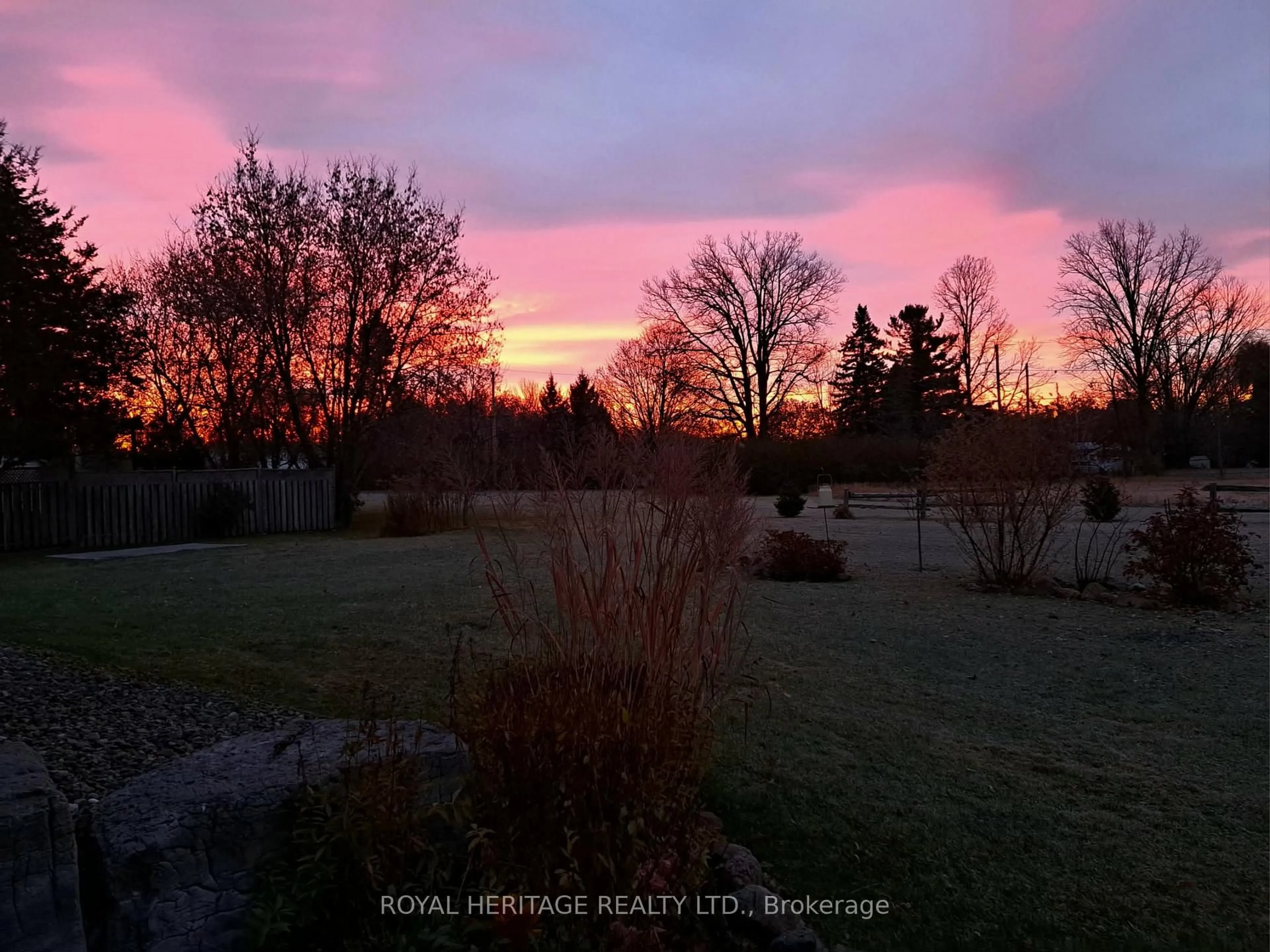 Blurry image for 8096 County Road 2 Rd, Napanee Ontario K7R 3K6
