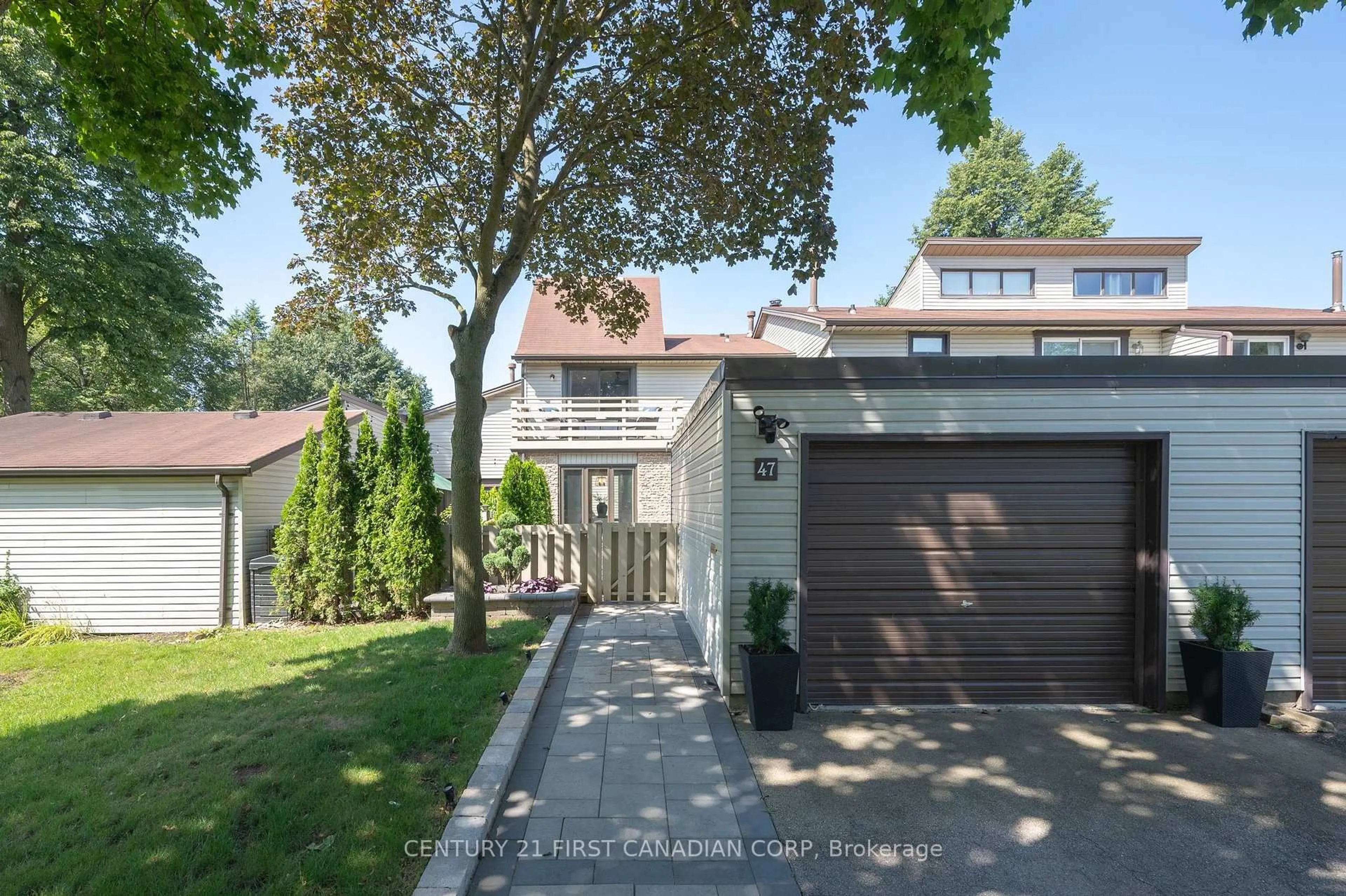 Unknown for 47 Brixham Rd, London South Ontario N6K 1P5