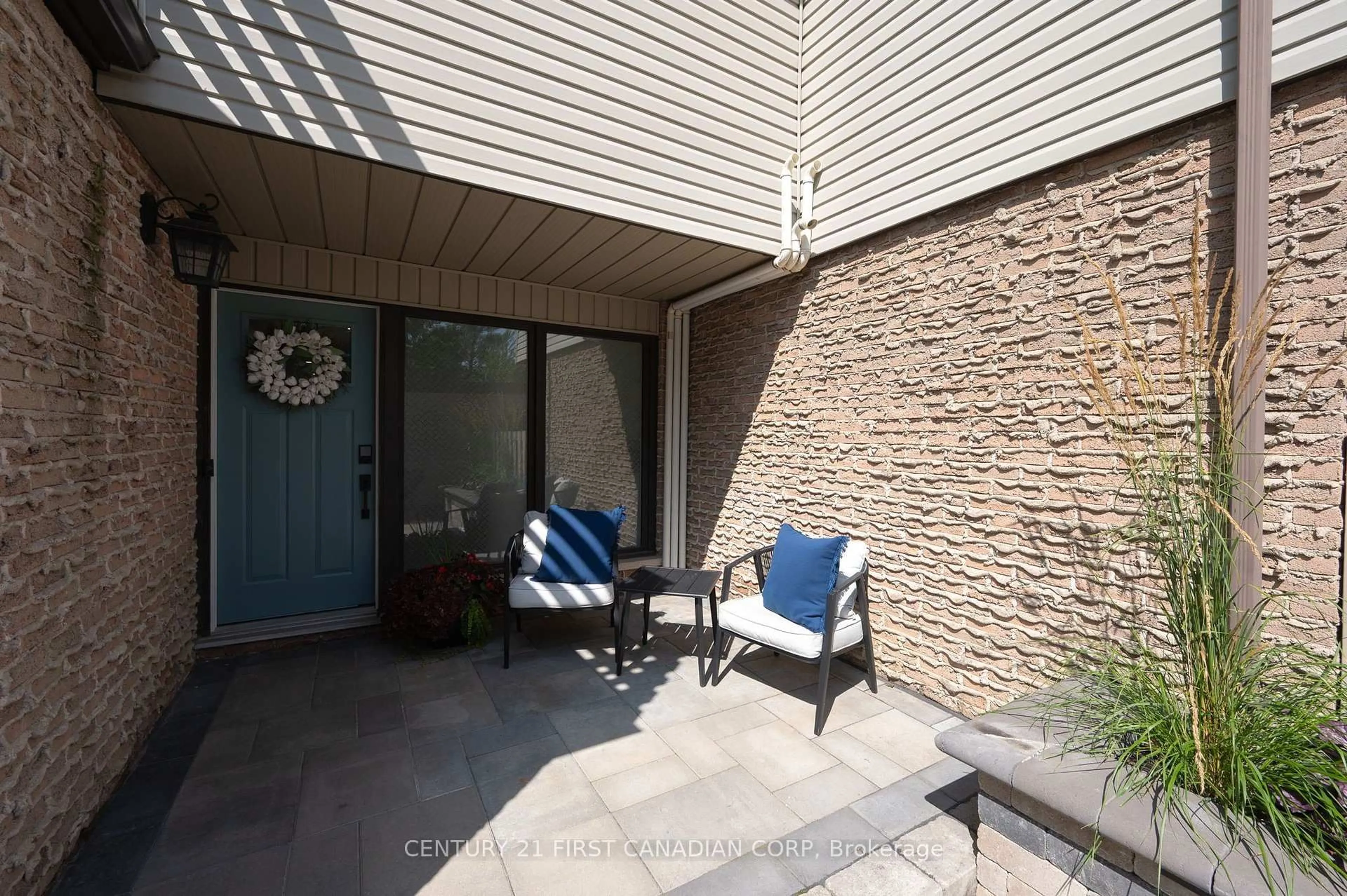 Patio, street for 47 Brixham Rd, London South Ontario N6K 1P5