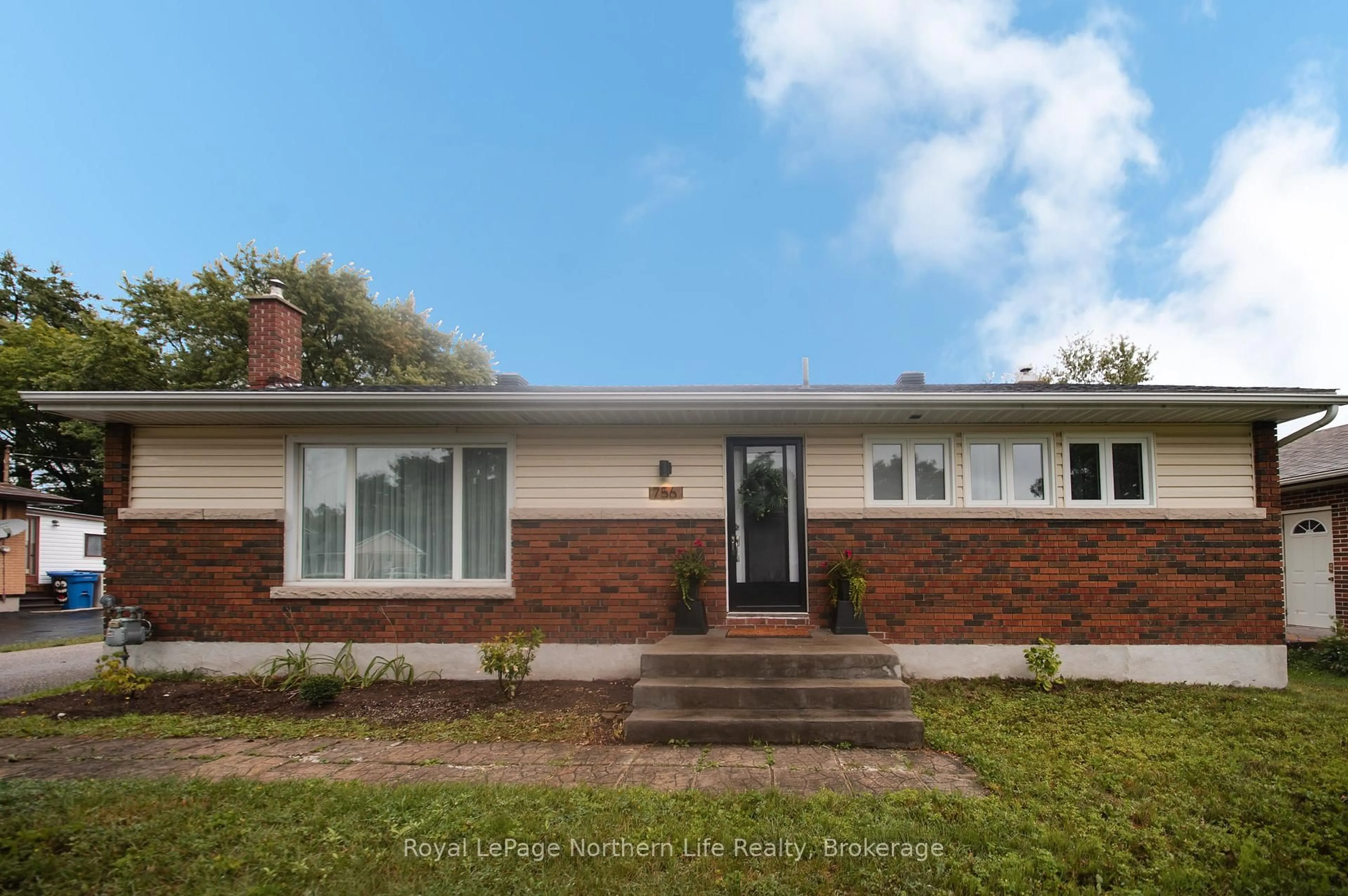 Home with brick exterior material, street for 756 Eastwood Ave, North Bay Ontario P1B 7V3