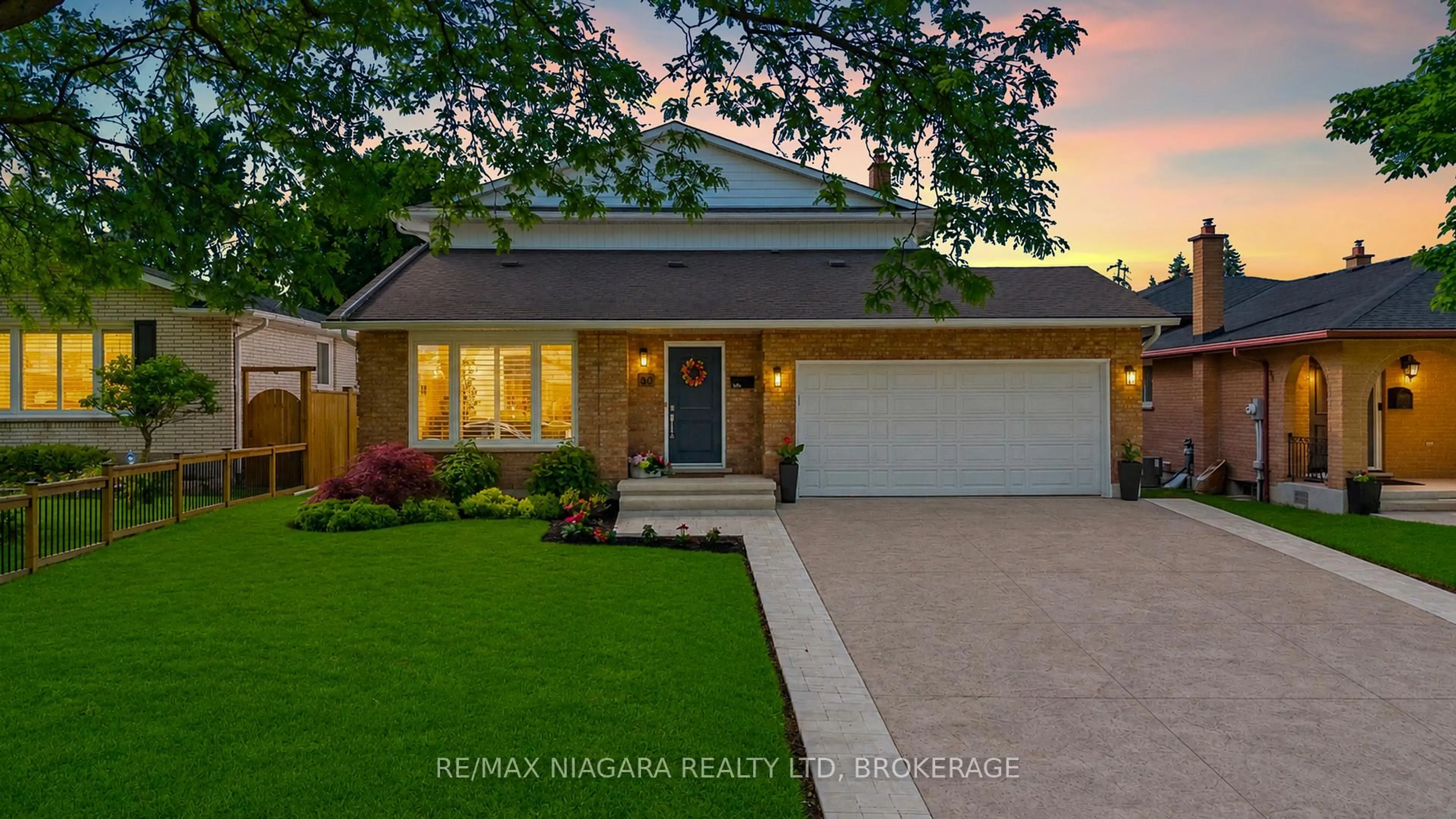 Home with brick exterior material, street for 30 Orlando Dr, St. Catharines Ontario L2N 6X4