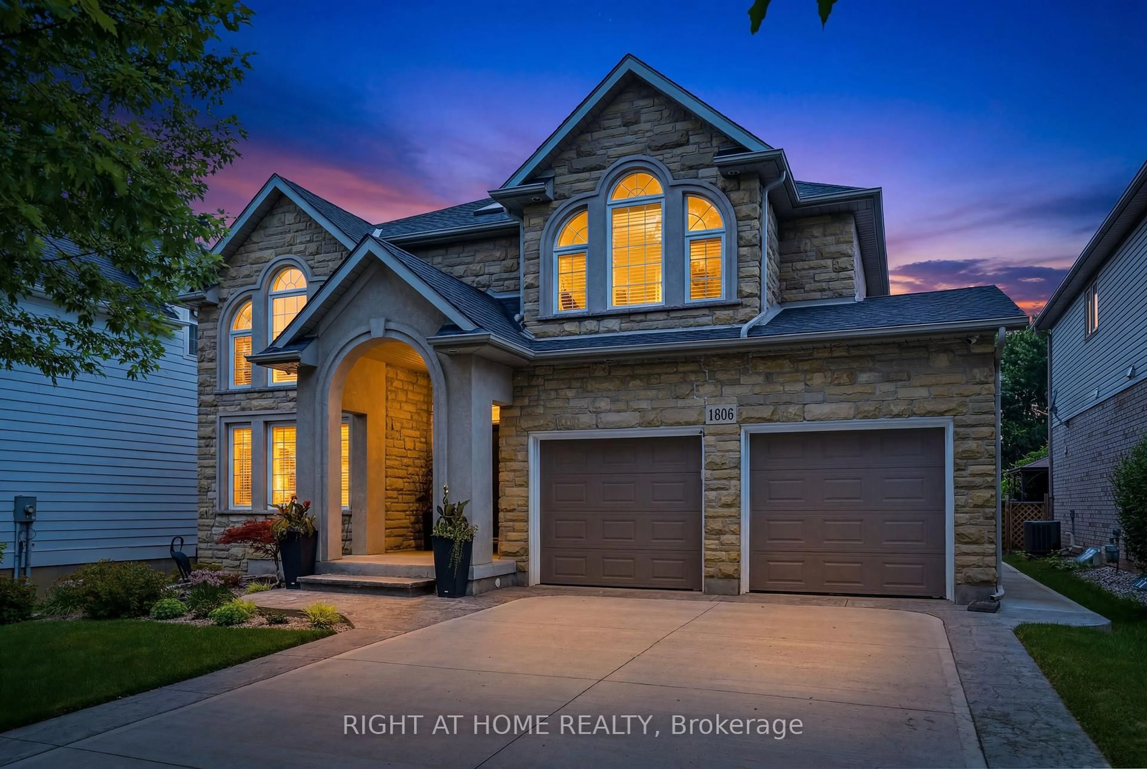 Home with brick exterior material, street for 1606 Concession 4 Rd, Niagara-on-the-Lake Ontario L0S 1J0