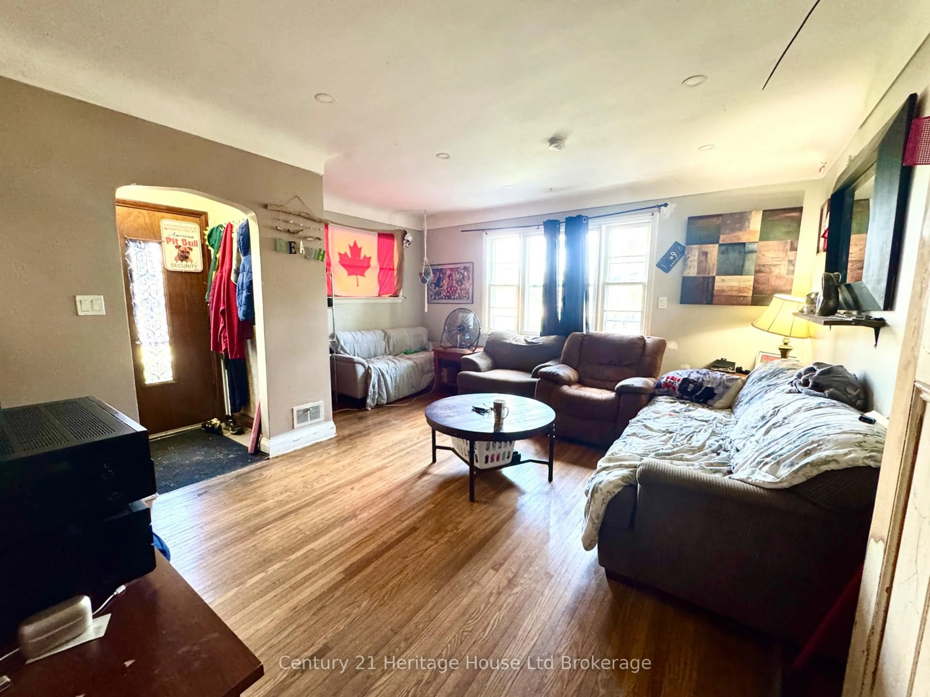 A pic of a room for 159 John St, Ingersoll Ontario N5C 3G1