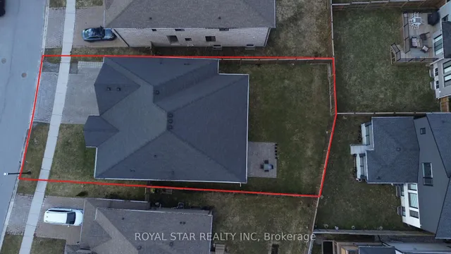 2000 Maddex Way, London North 2