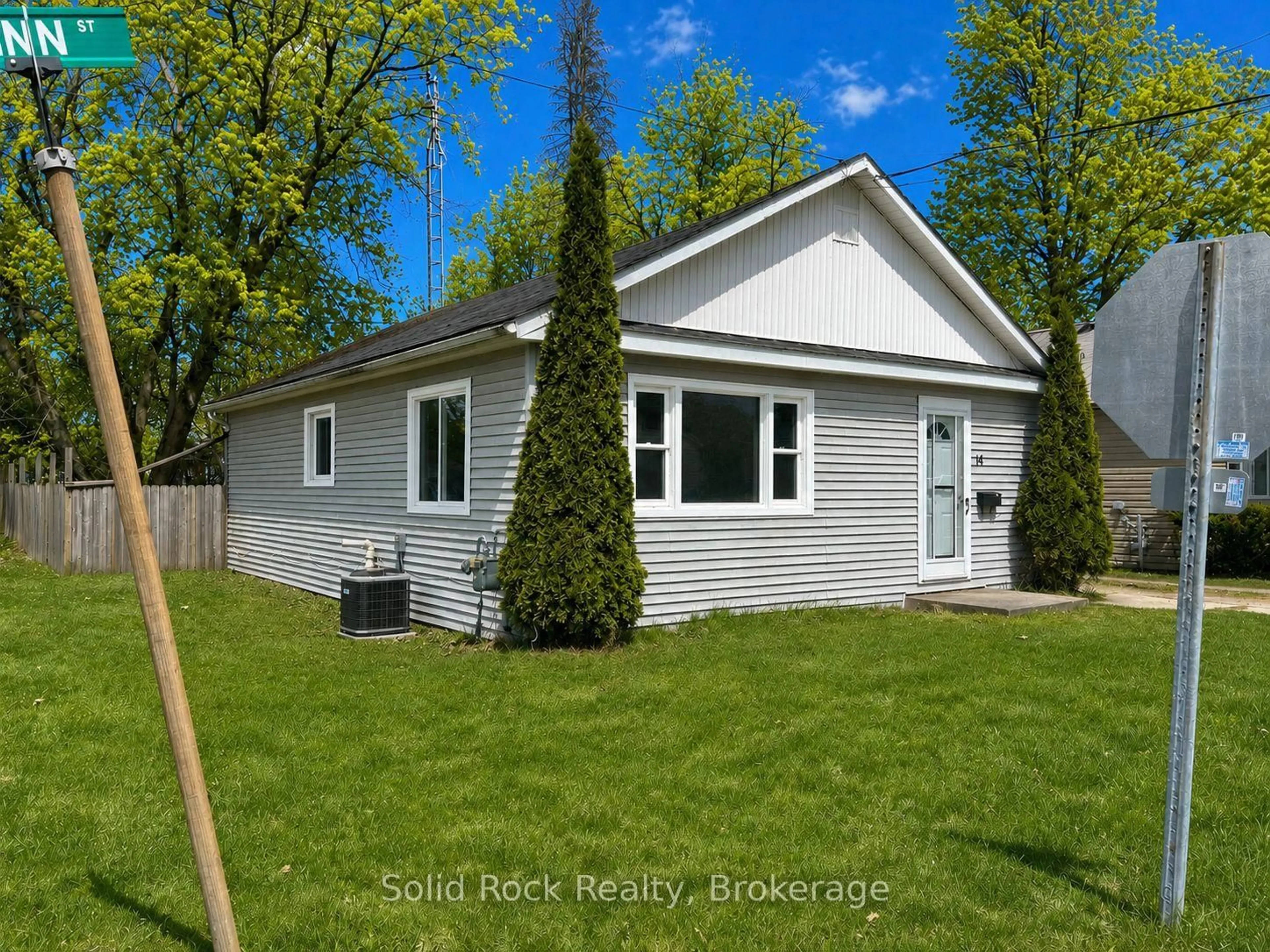 Home with vinyl exterior material, street for 14 Linn St, Limoges Ontario K0K 2M0