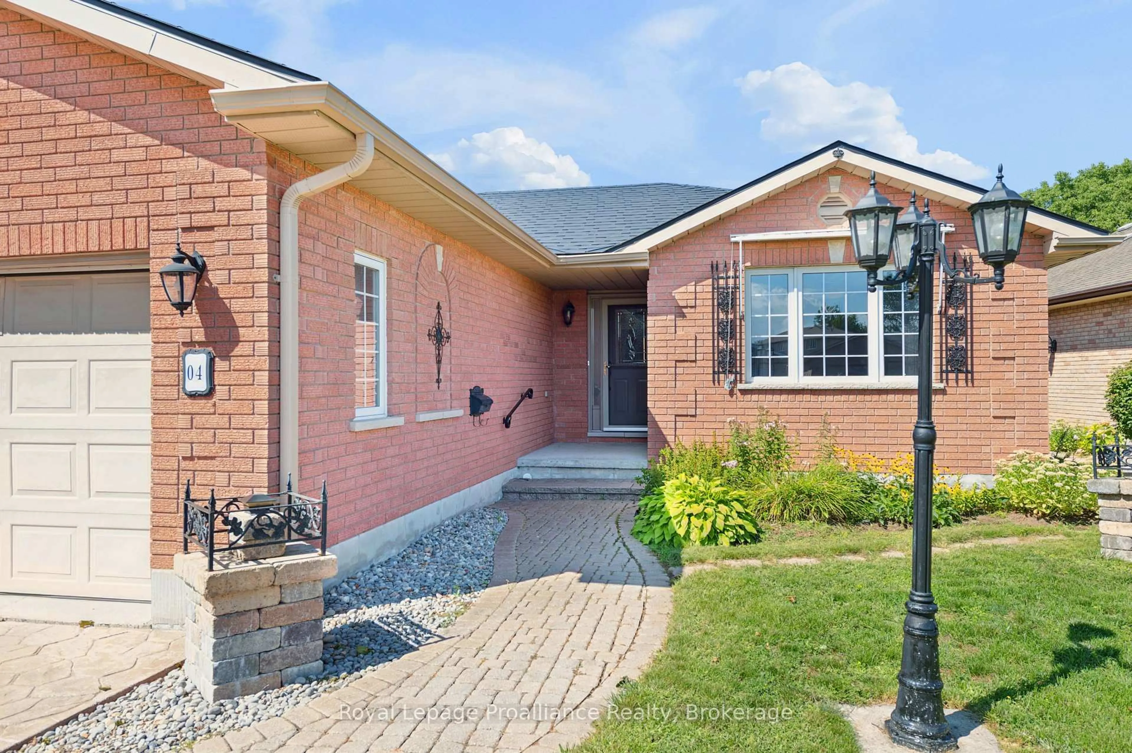 Home with brick exterior material, street for 4 Wilmot Crt, Belleville Ontario K8P 5H1