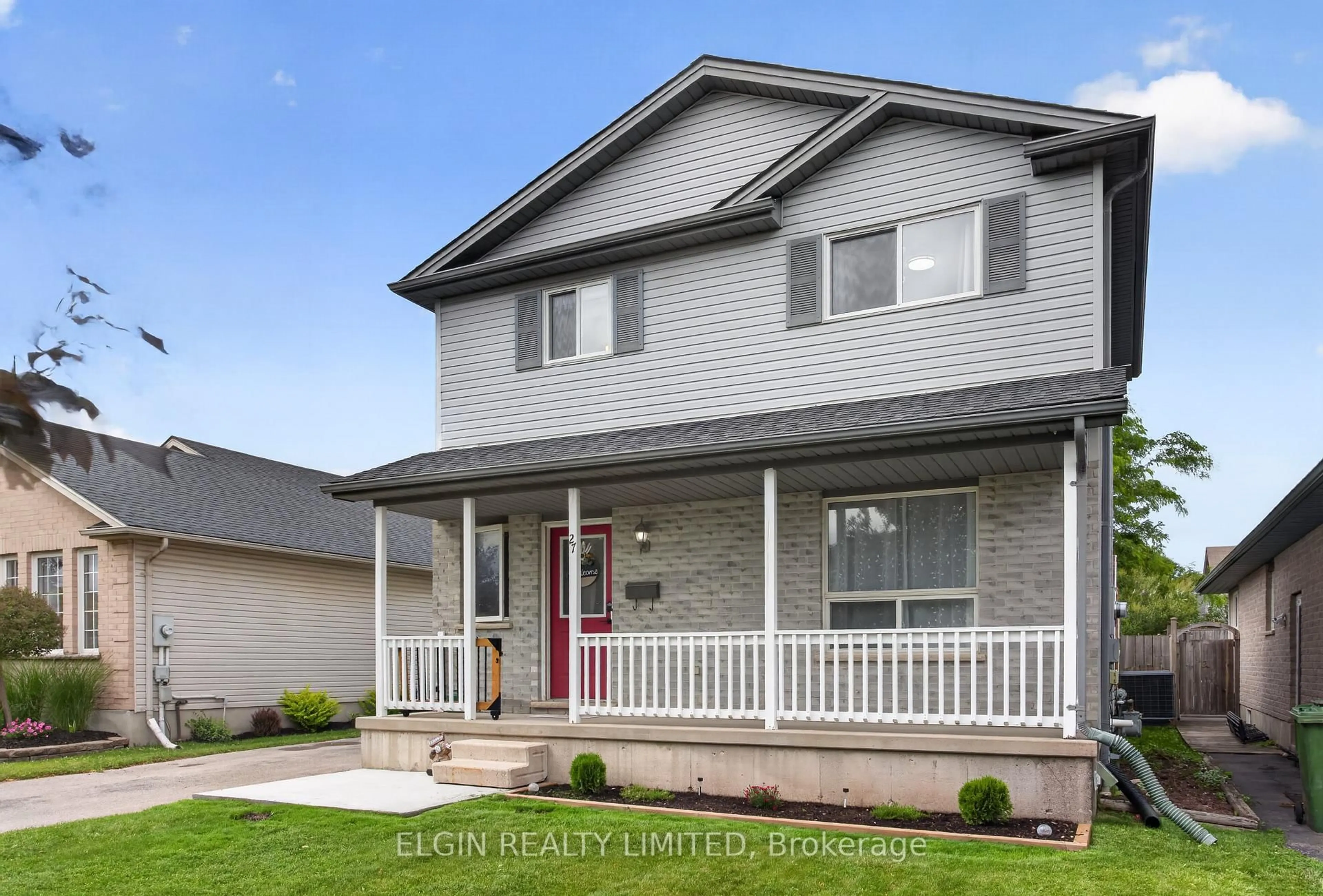 Home with vinyl exterior material, street for 27 Cook Cres, St. Thomas Ontario N5R 6J3