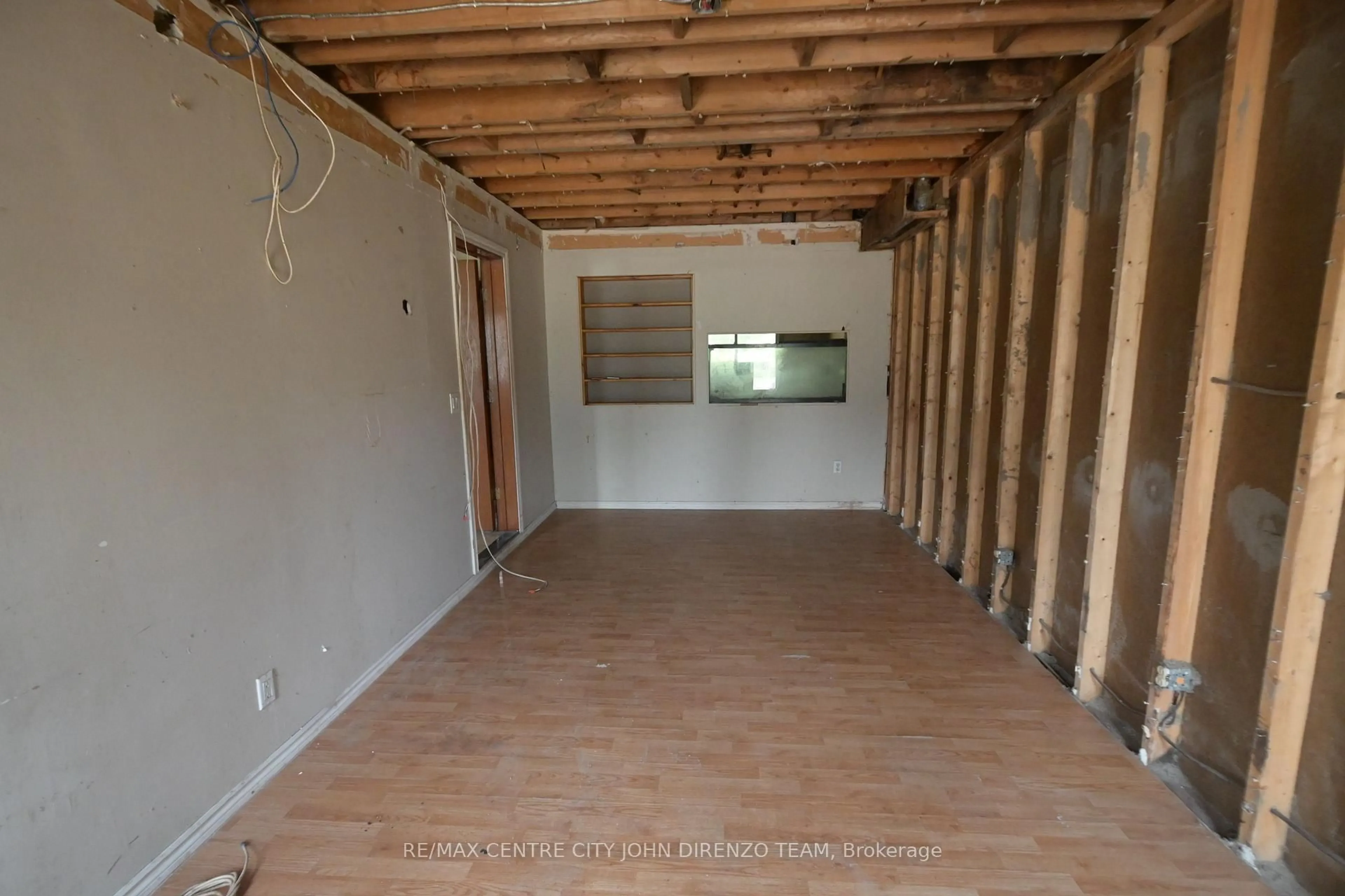 A pic of a room for 83 Confederation Dr, St. Thomas Ontario N5P 3Y2