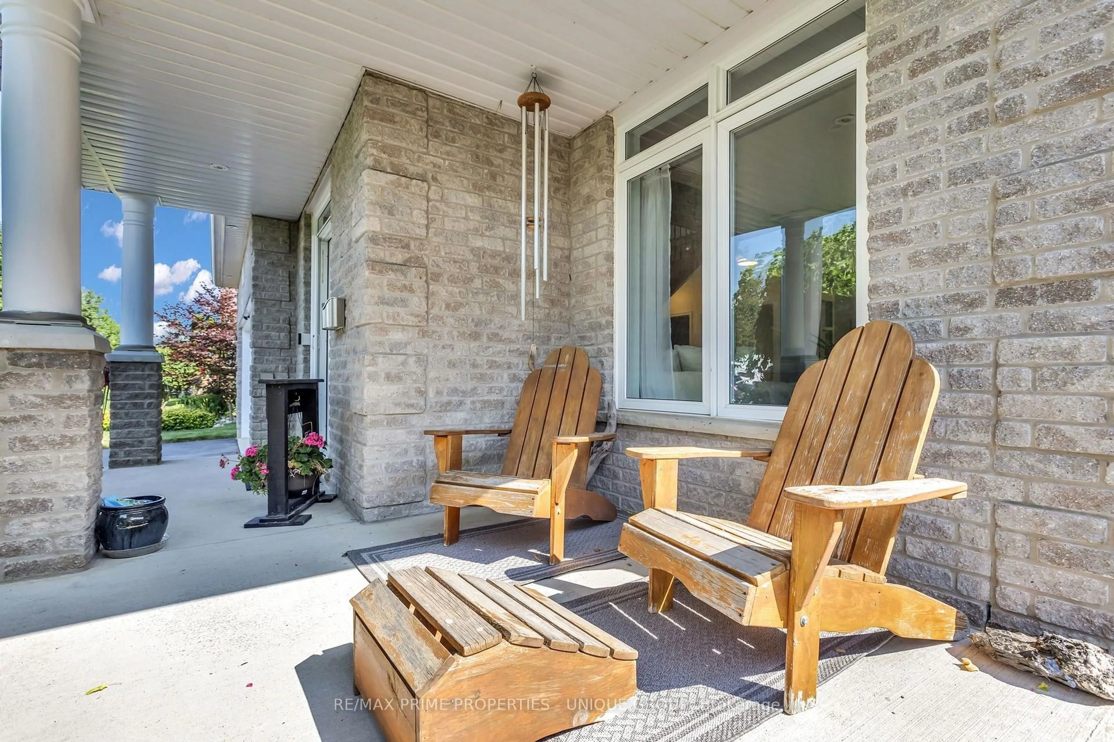 Patio, street for 132 Gamble Lane, Guelph/Eramosa Ontario N0B 2K0
