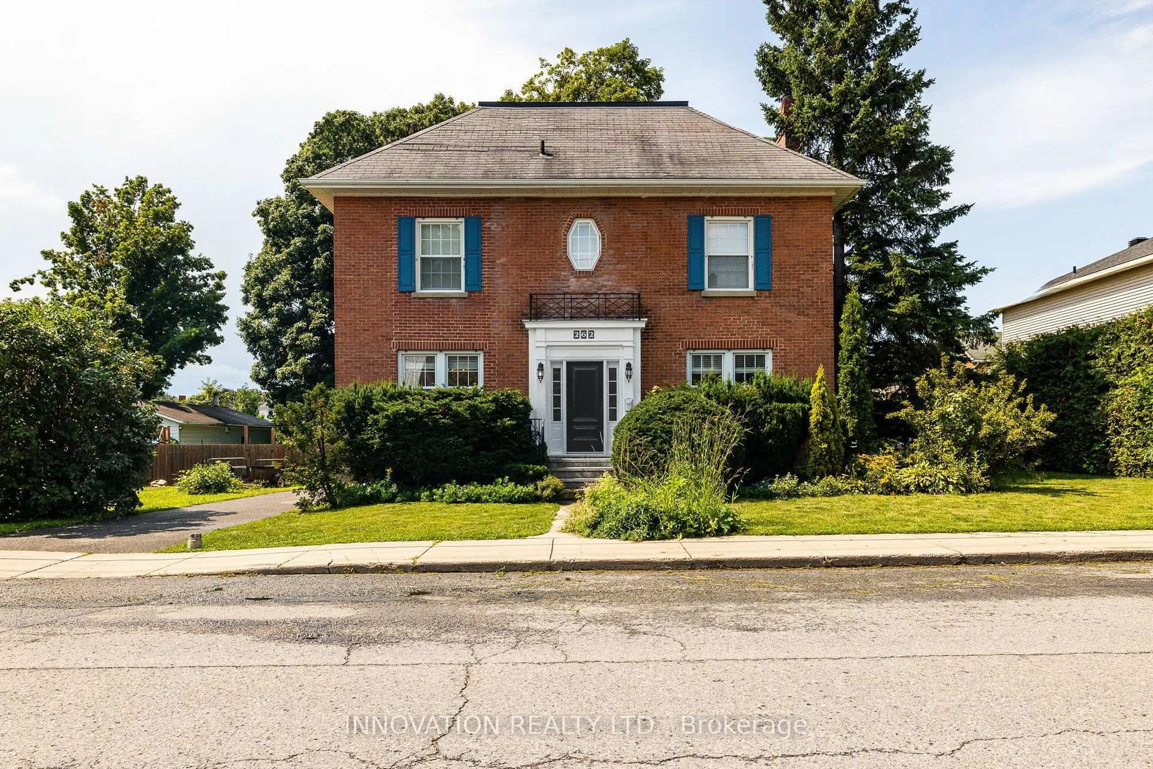 Home with brick exterior material, street for 262 Bell St, Arnprior Ontario K7S 2R6