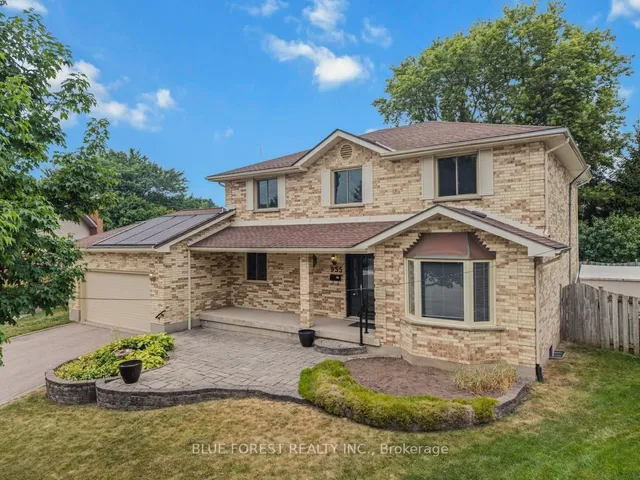 935 Country Club Pl, London South 2