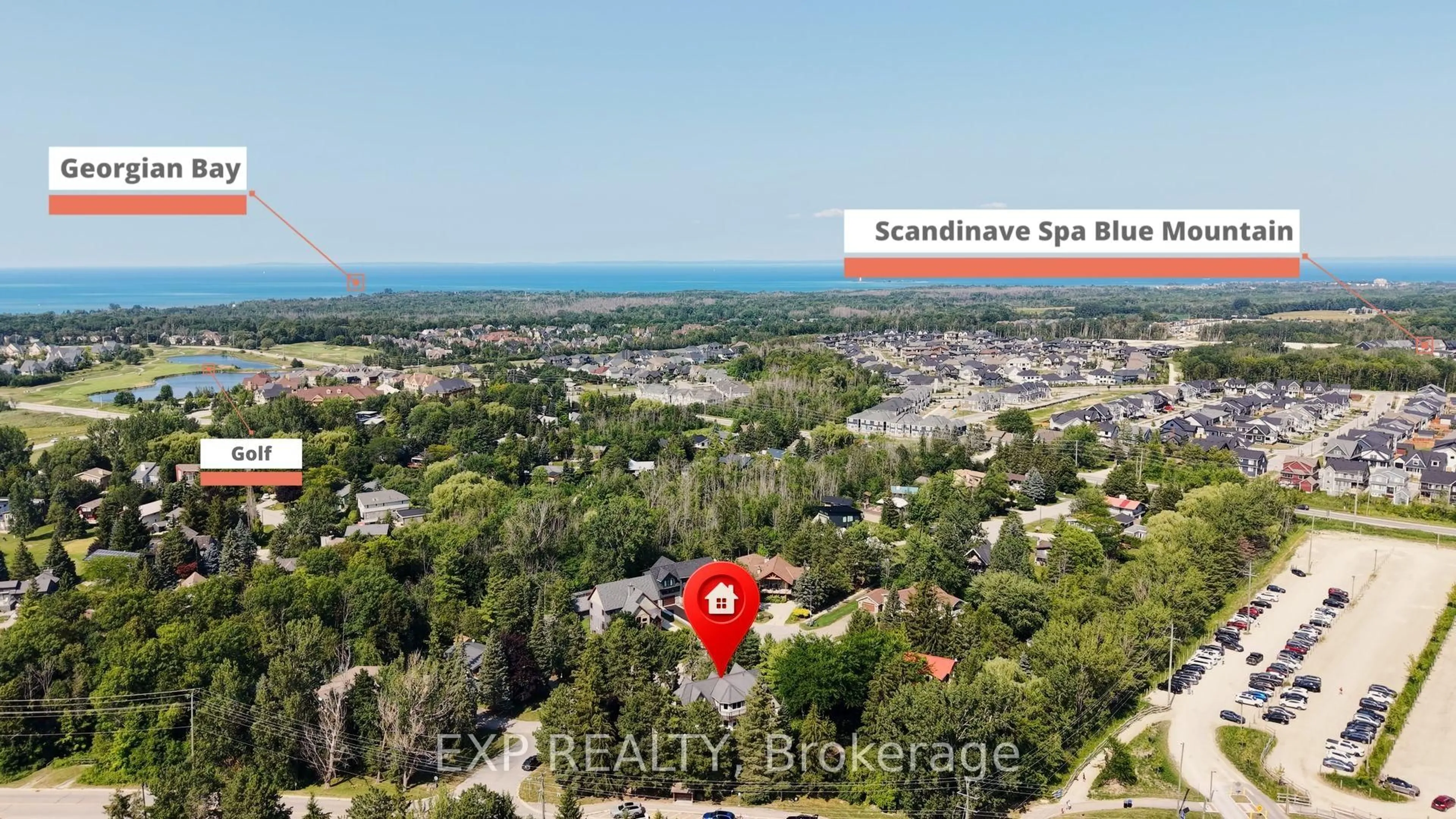 A pic from outside/outdoor area/front of a property/back of a property/a pic from drone, unknown for 106 Plater St, Blue Mountains Ontario L9Y 0R5