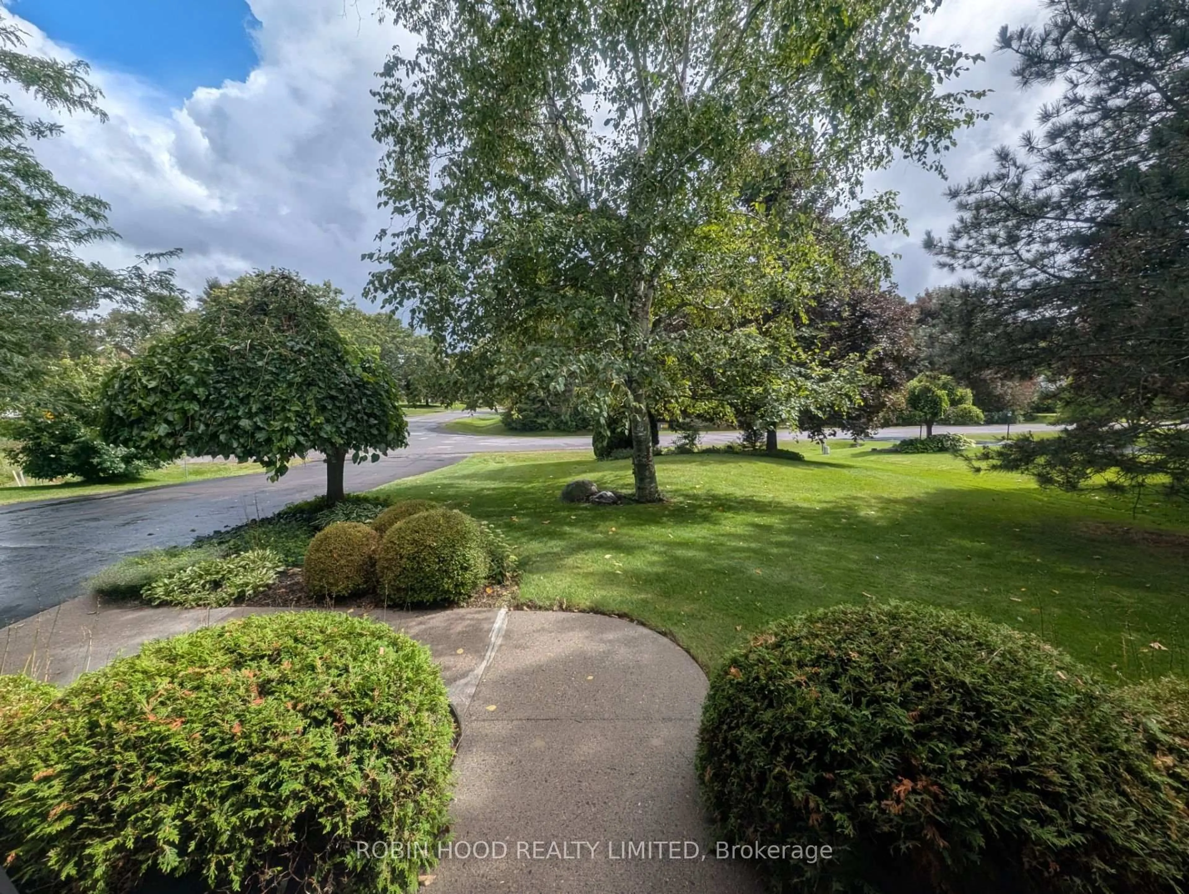 A pic from outside/outdoor area/front of a property/back of a property/a pic from drone, water/lake/river/ocean view for 27 Hastings Park Dr #nil, Belleville Ontario K8P 5G4