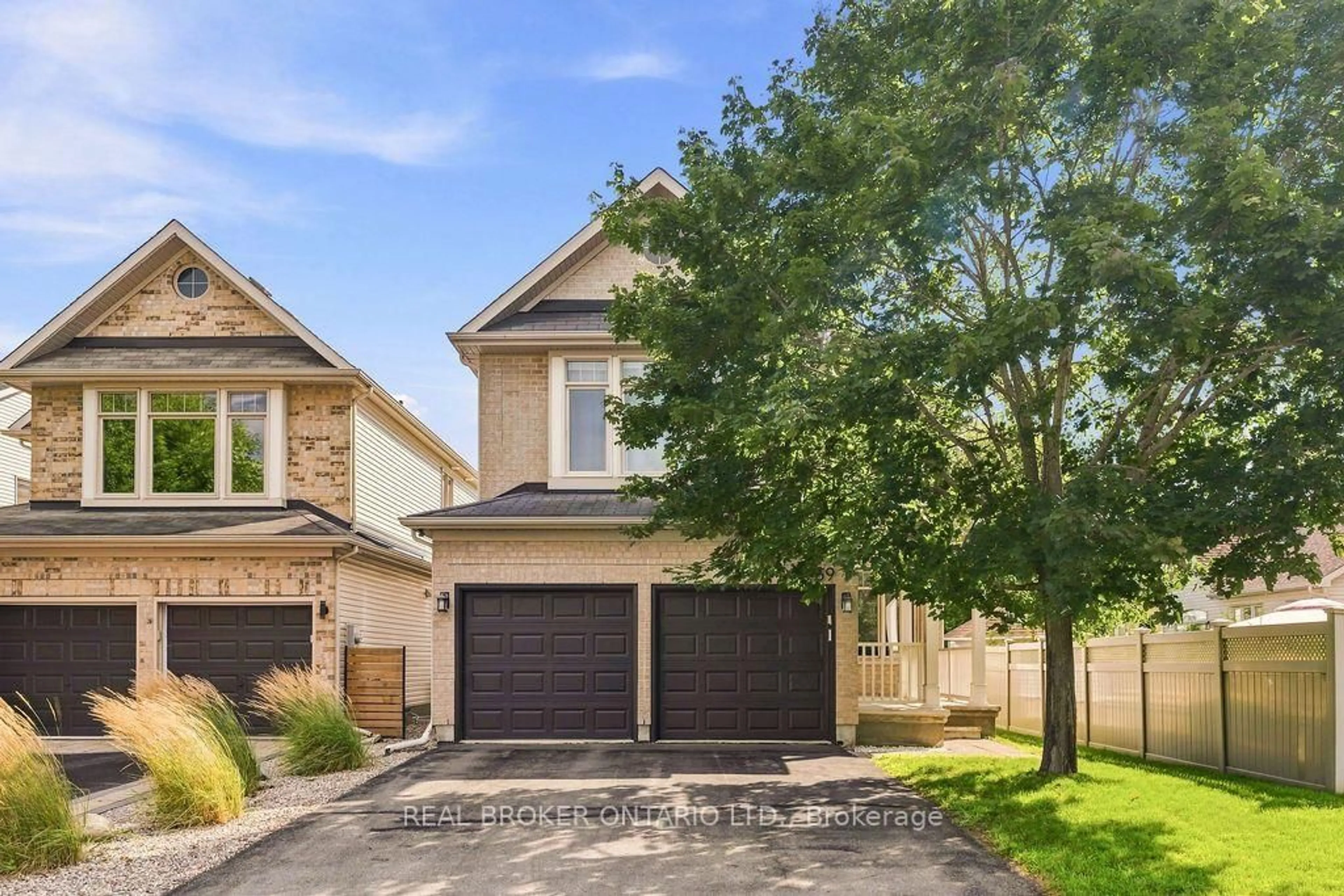 Home with brick exterior material, street for 139 Trail Side Circ, Ottawa Ontario K4A 5B3