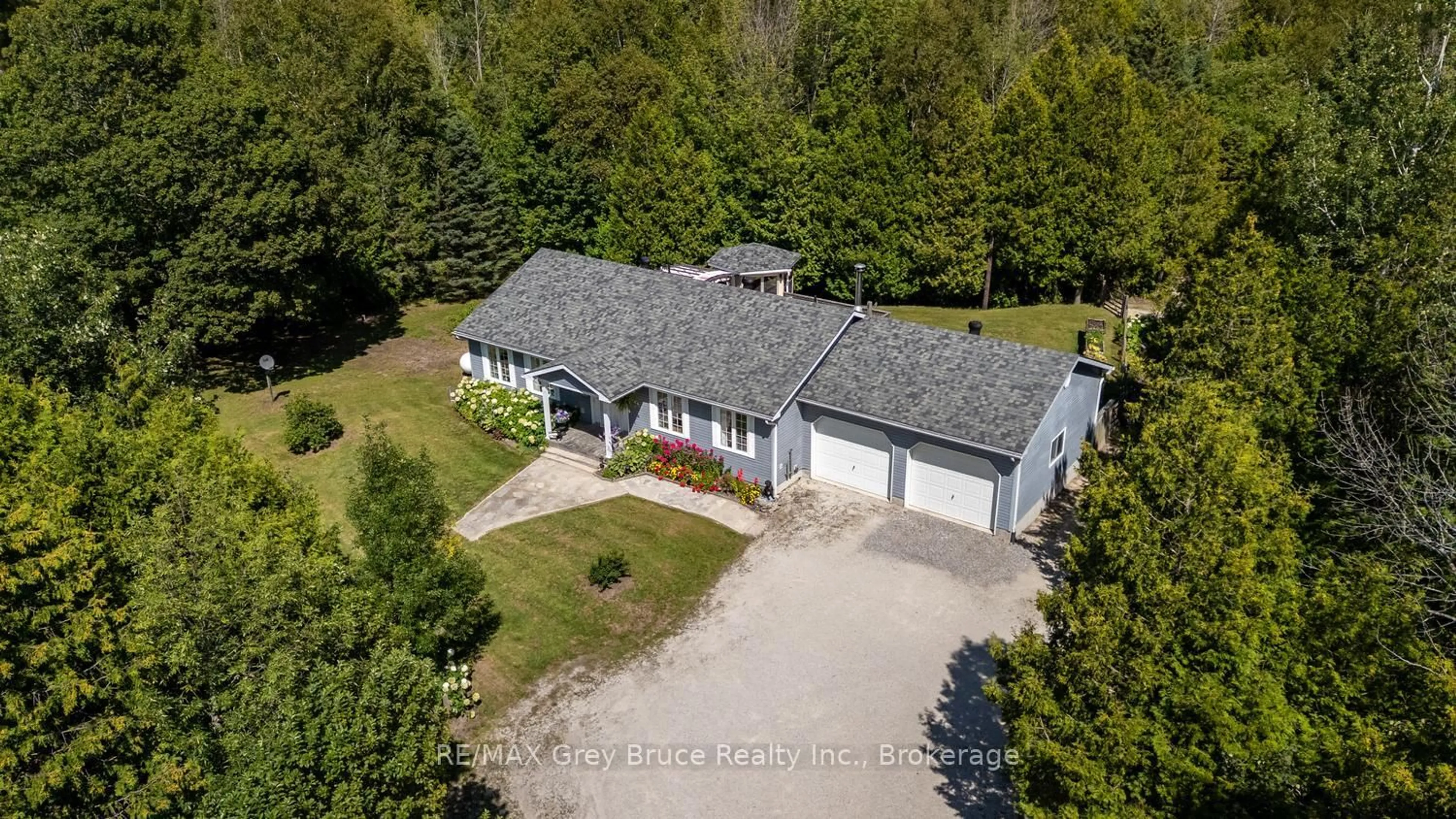 A pic from outside/outdoor area/front of a property/back of a property/a pic from drone, unknown for 358 Huron Rd, South Bruce Peninsula Ontario N0H 2T0