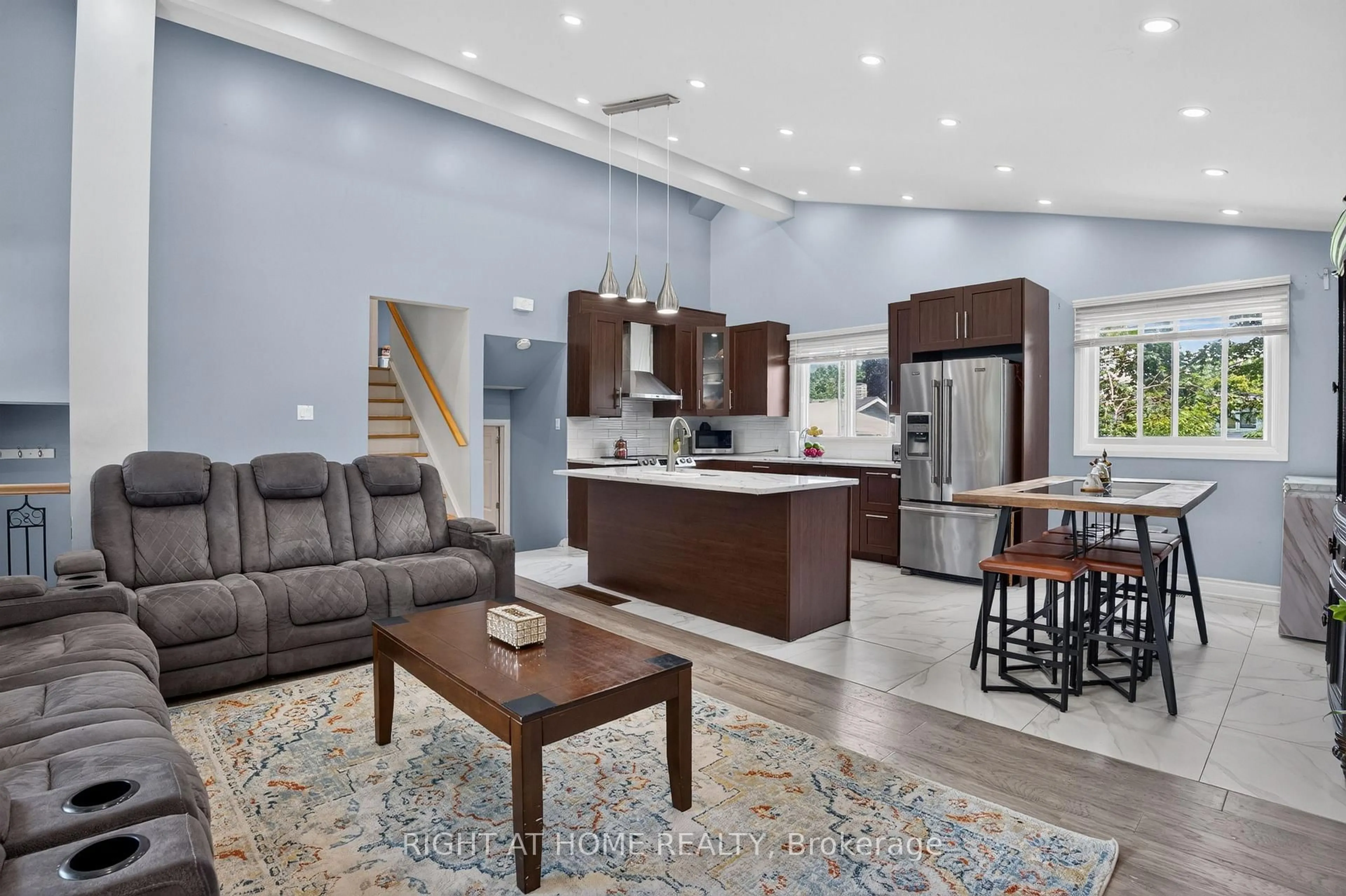 Open concept kitchen, unknown for 1385 Chartrand Ave, Orleans Ontario K1E 1H9