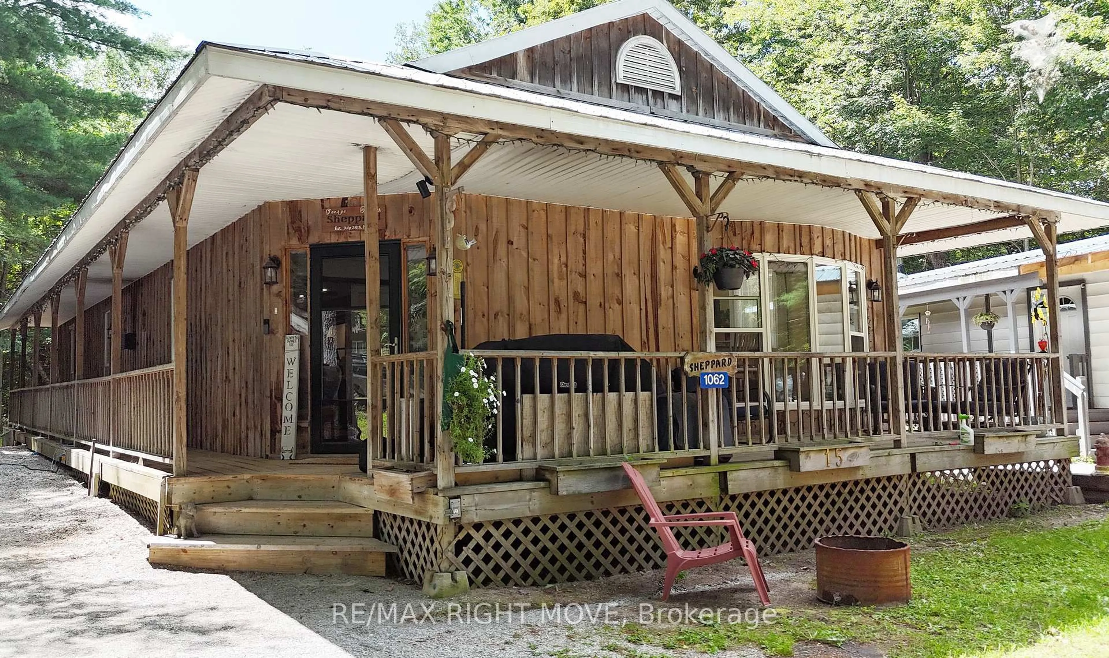 Patio, unknown for 1062 4 Seasons Rd, Gravenhurst Ontario P0E 1N0