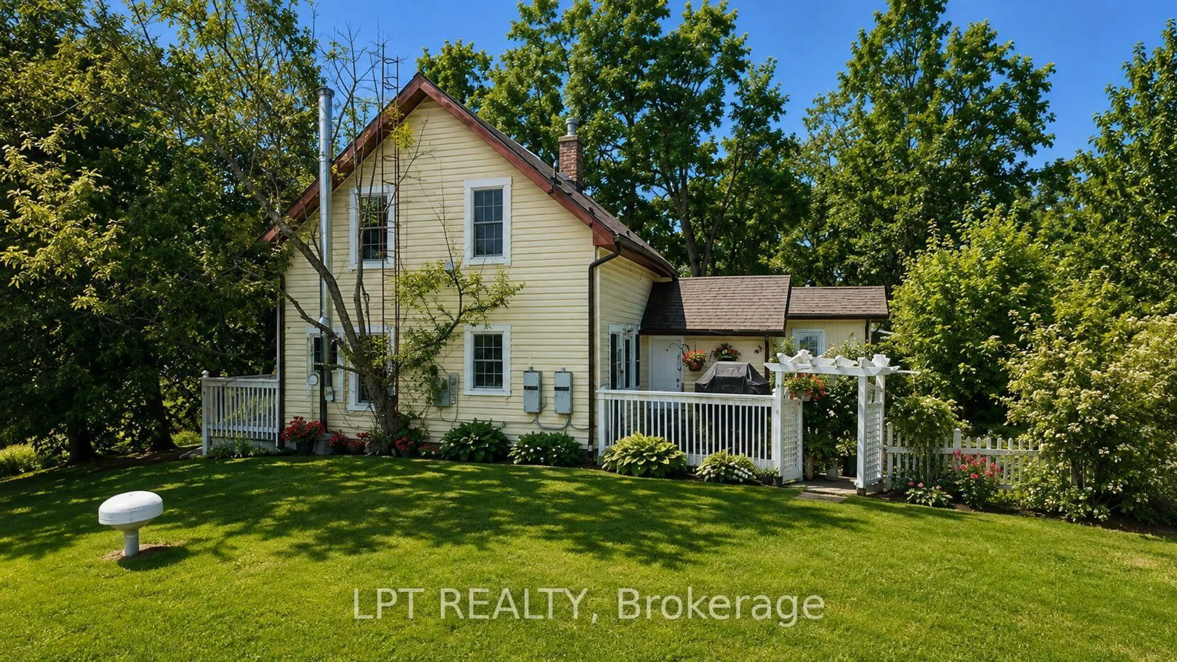 A pic from outside/outdoor area/front of a property/back of a property/a pic from drone, street for 3472 Monck Rd, Kawartha Lakes Ontario K0M 1K0