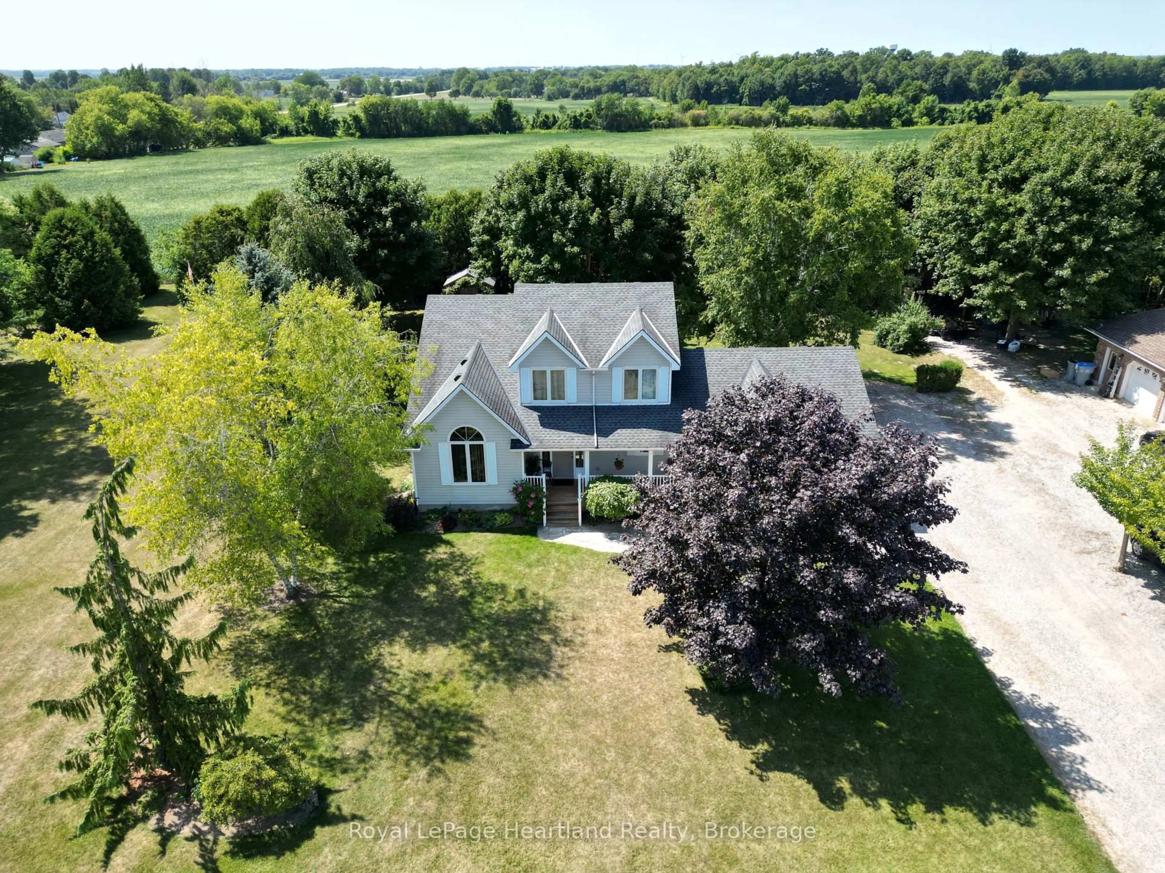 A pic from outside/outdoor area/front of a property/back of a property/a pic from drone, unknown for 155 Victoria Dr, South Huron Ontario N0M 1K0