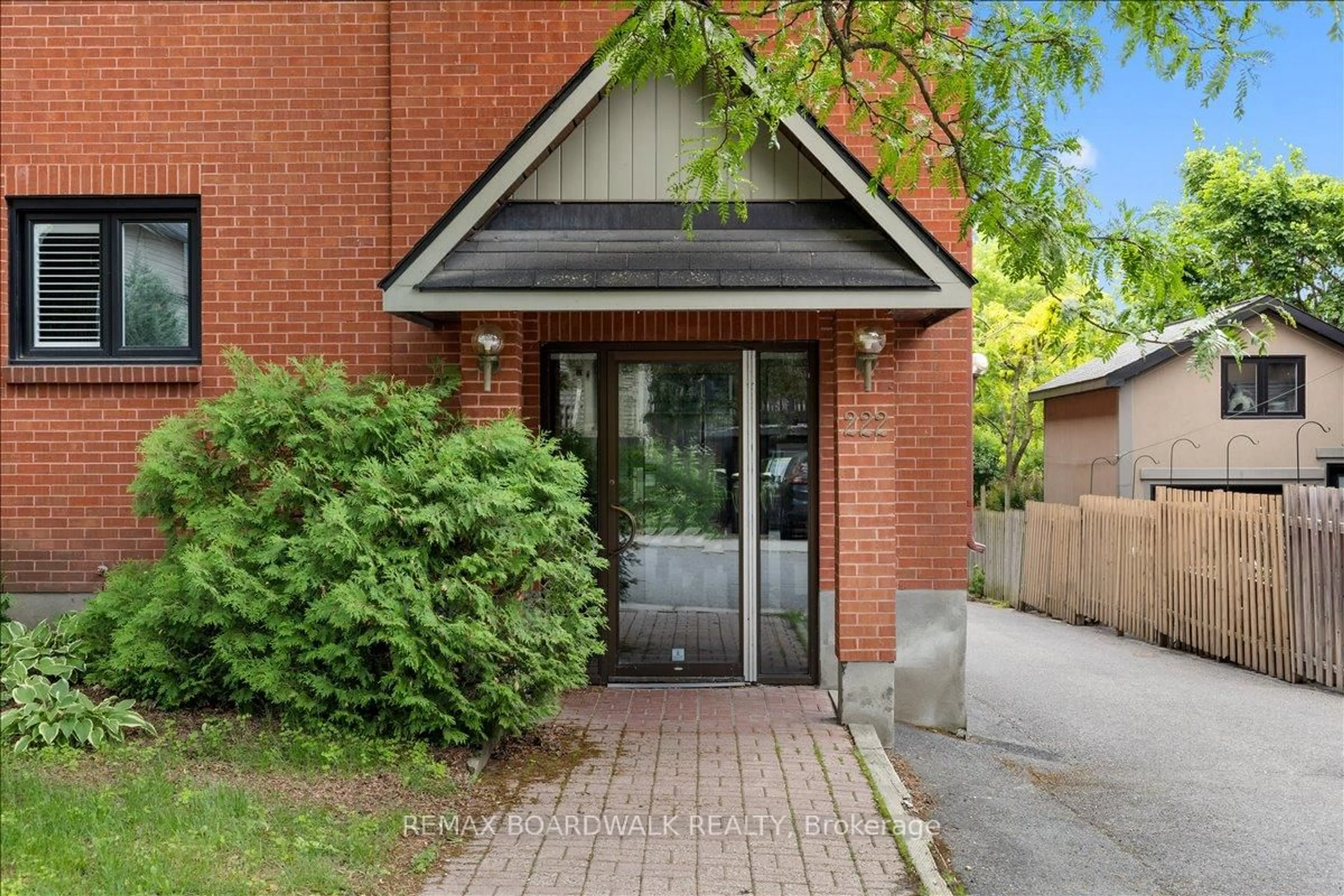 Home with brick exterior material, street for 222 Russell Ave #304, Ottawa Ontario K1N 7X5