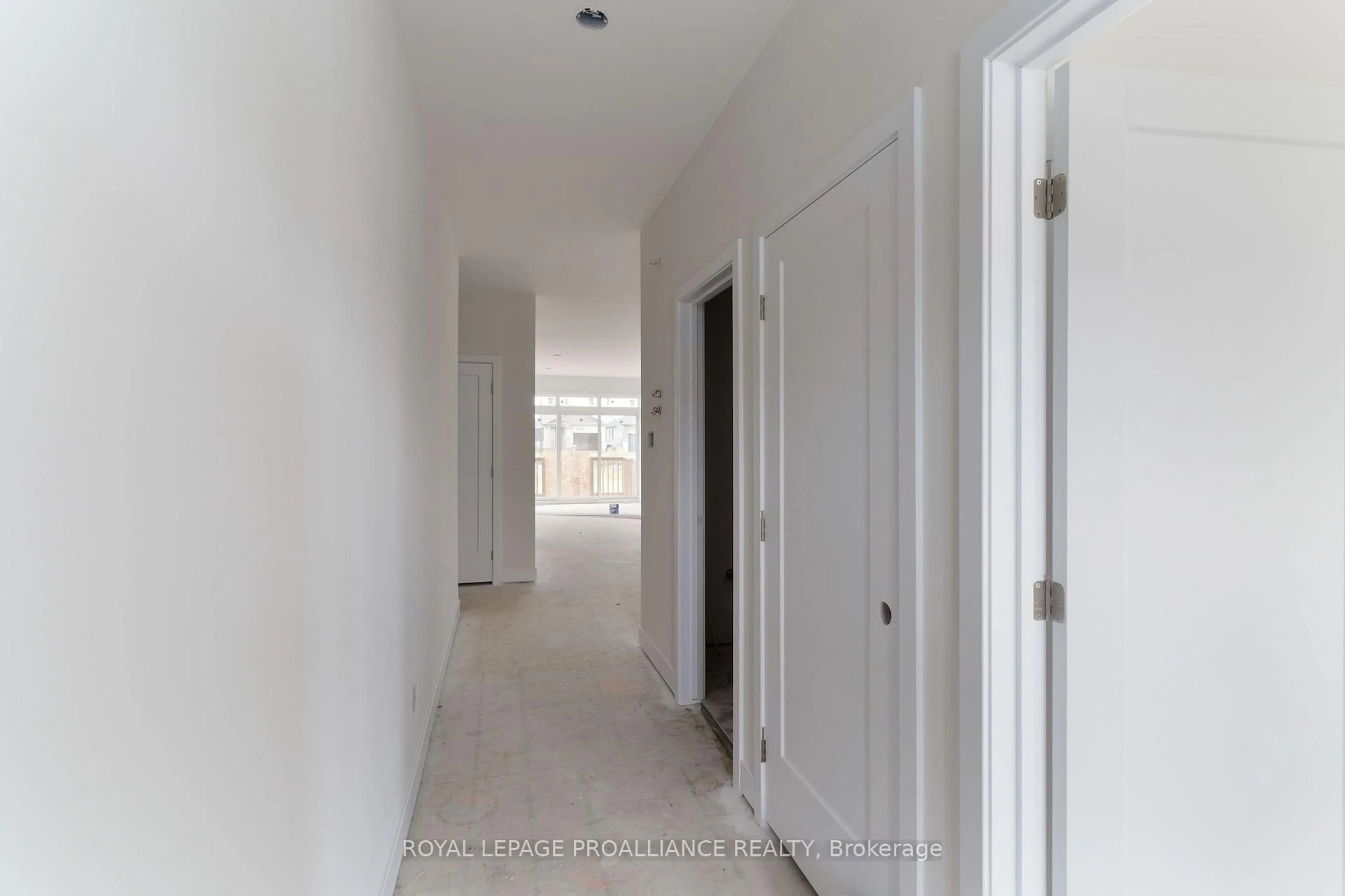 Unknown for 1032 Turner Dr, Brockville Ontario K6V 0G8