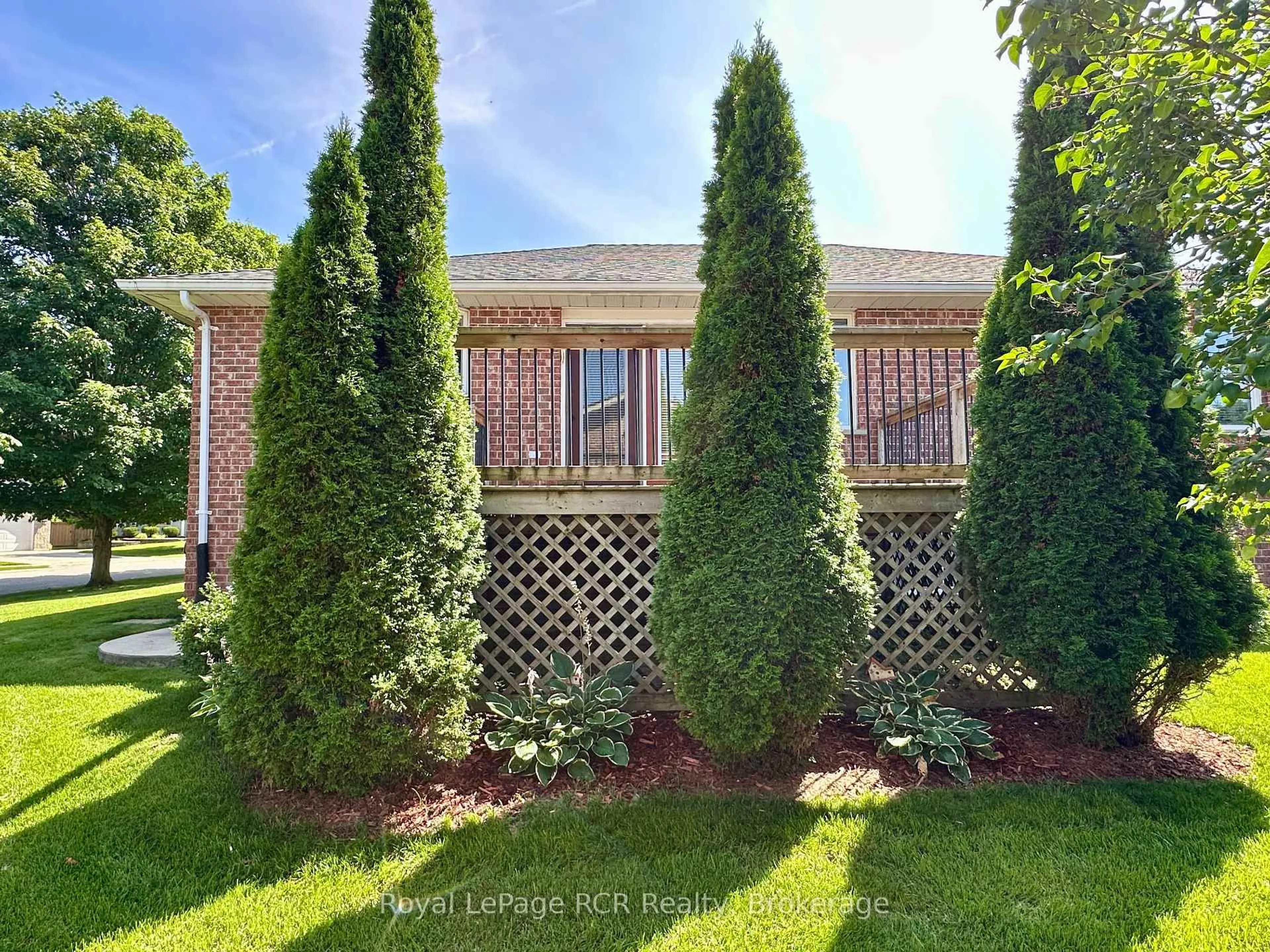 Unknown for 238 4th Street Cres, Hanover Ontario N4N 3S2