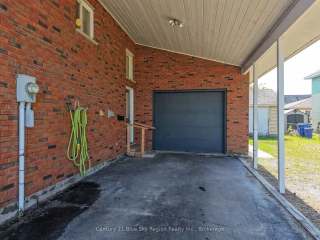 268 Levesque St, West Nipissing 5